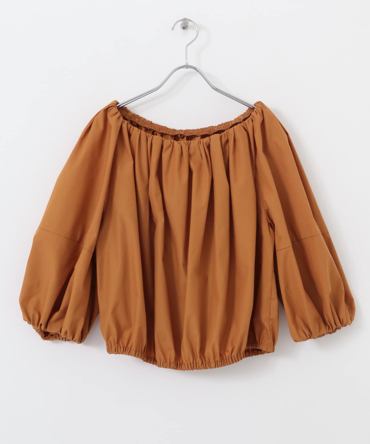 バルーンオフショルブラウス CAMEL one