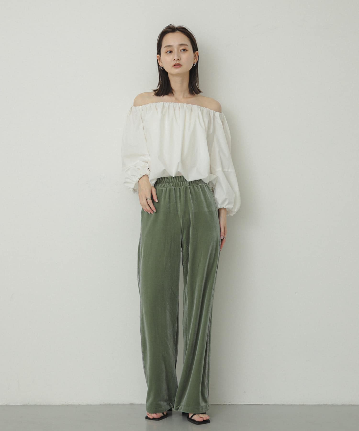KHAKI