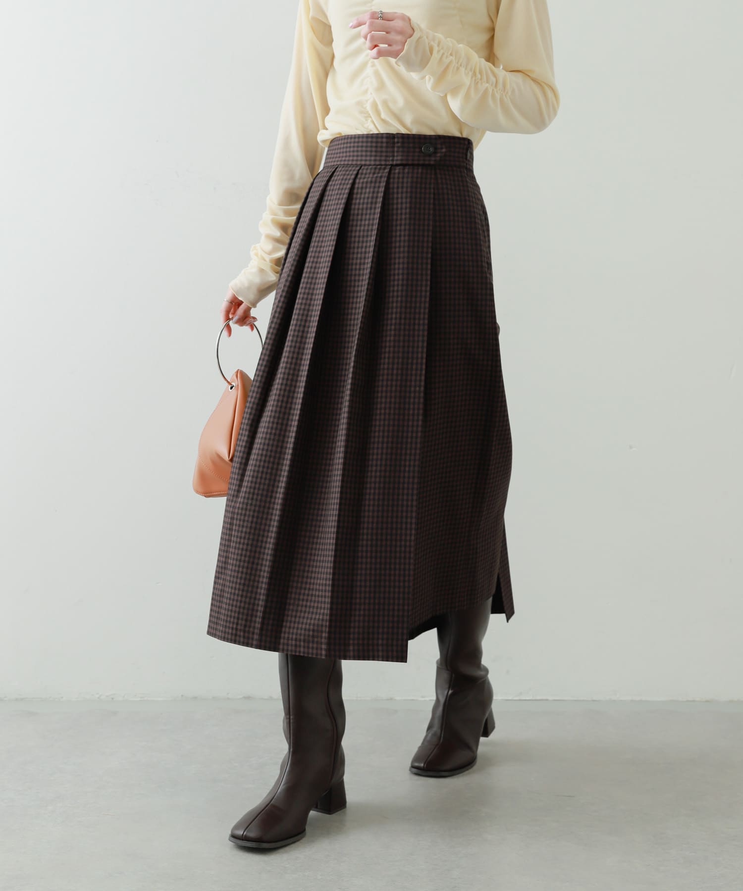 身長：169cm サイズ：one