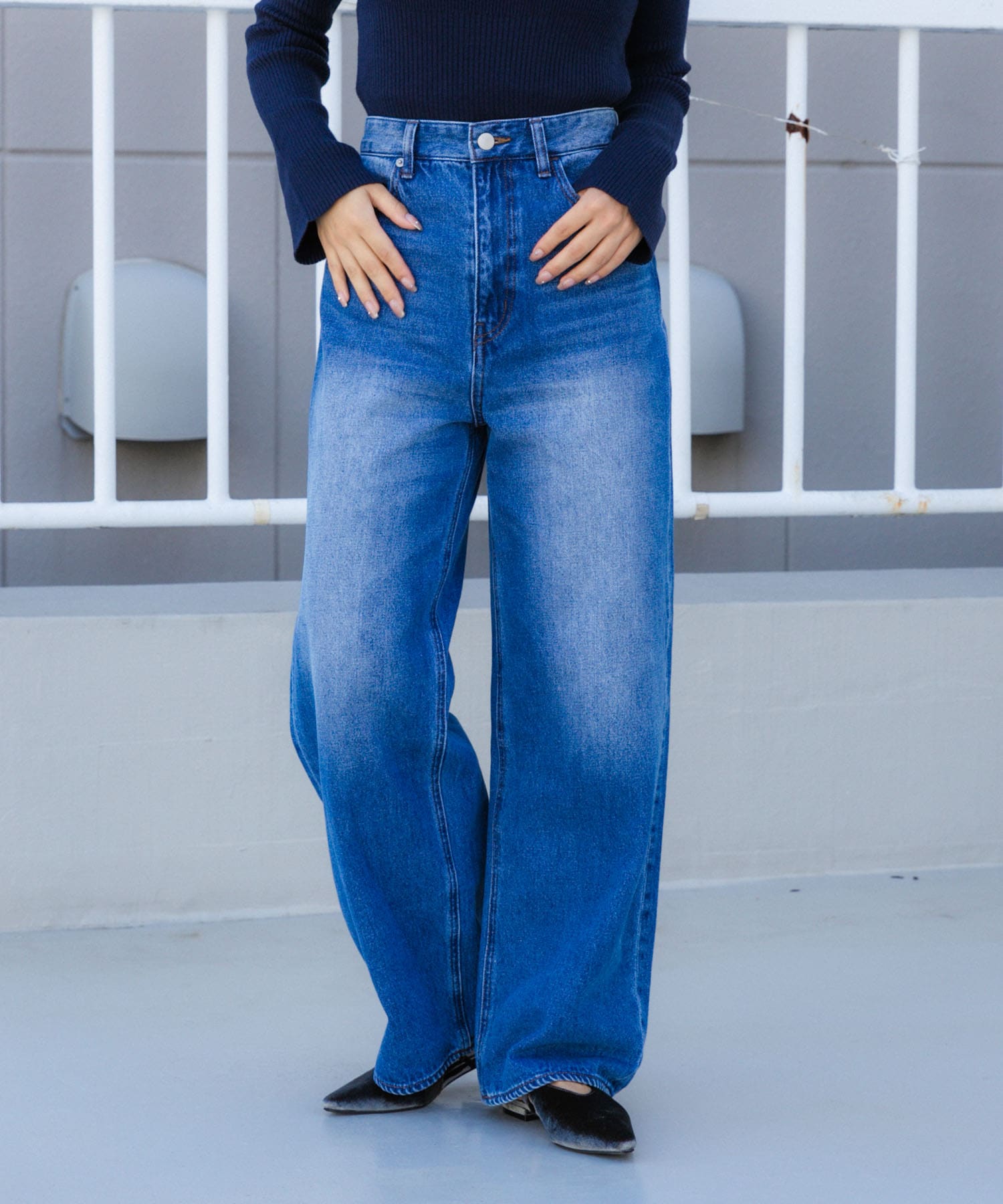 L.INDIGO