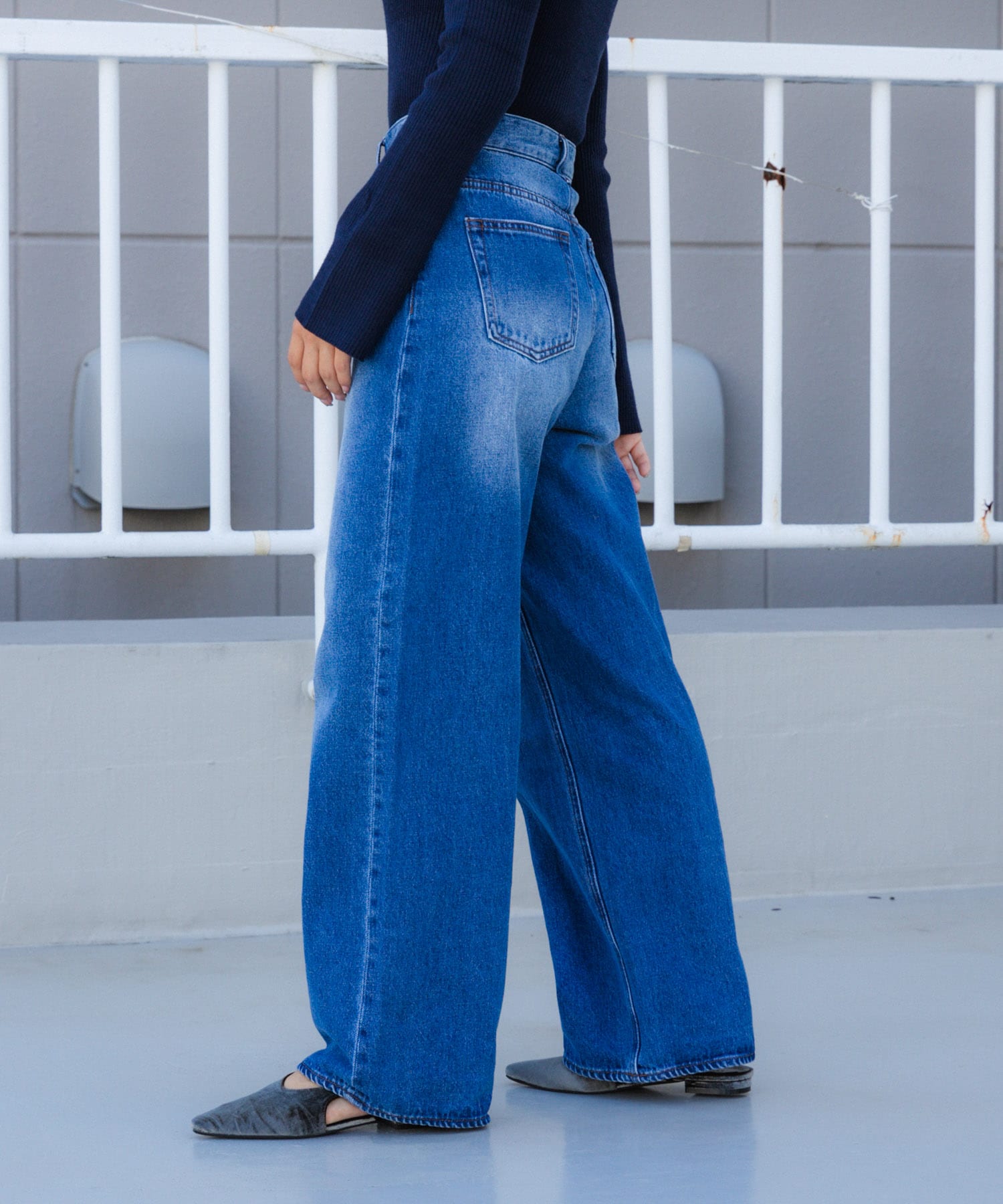 L.INDIGO