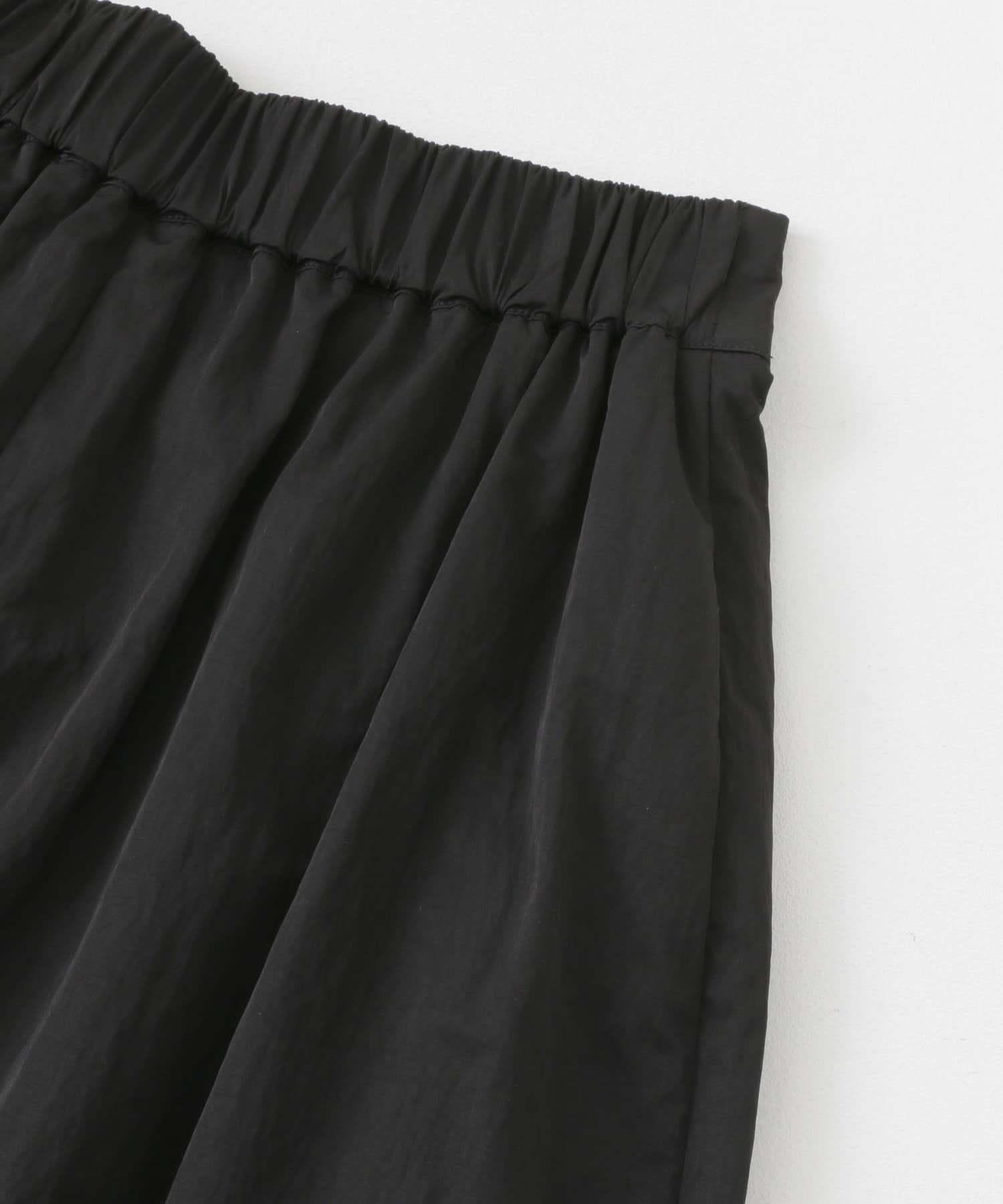 コクーンボリュームタックスカート BLACK one
