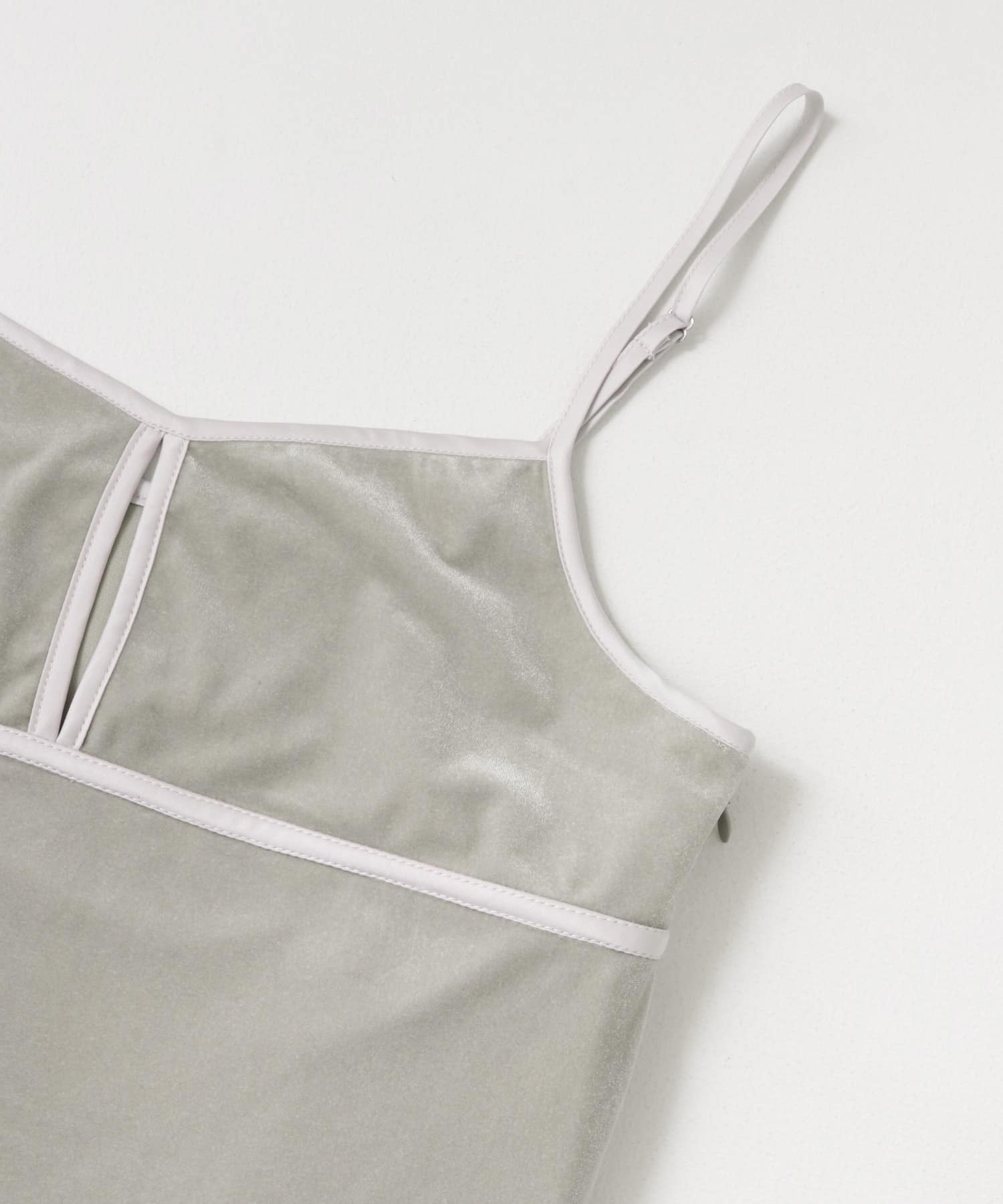 フロントスリットベロアキャミワンピース L.GRAY COMPACT