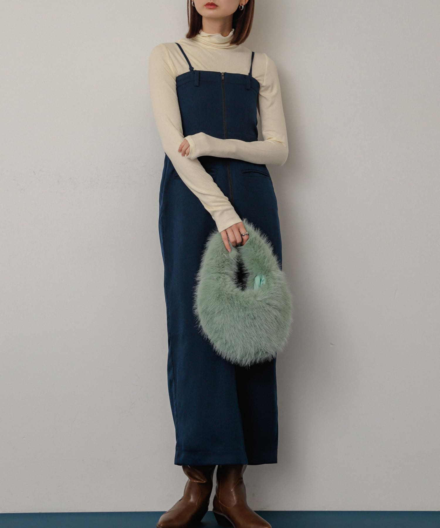 身長：169cm サイズ：one