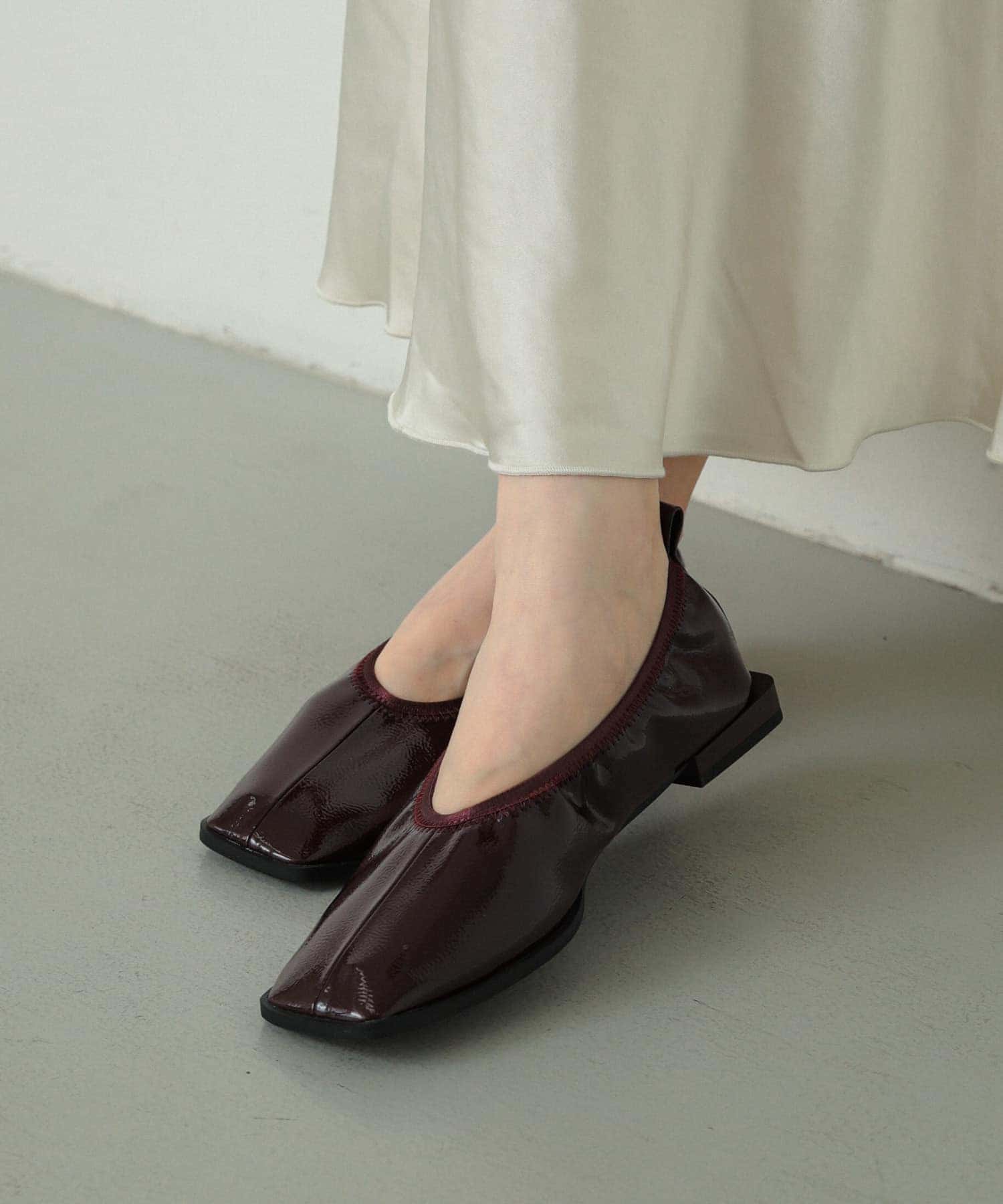 スクエアトゥフラットシューズ BORDEAUX S
