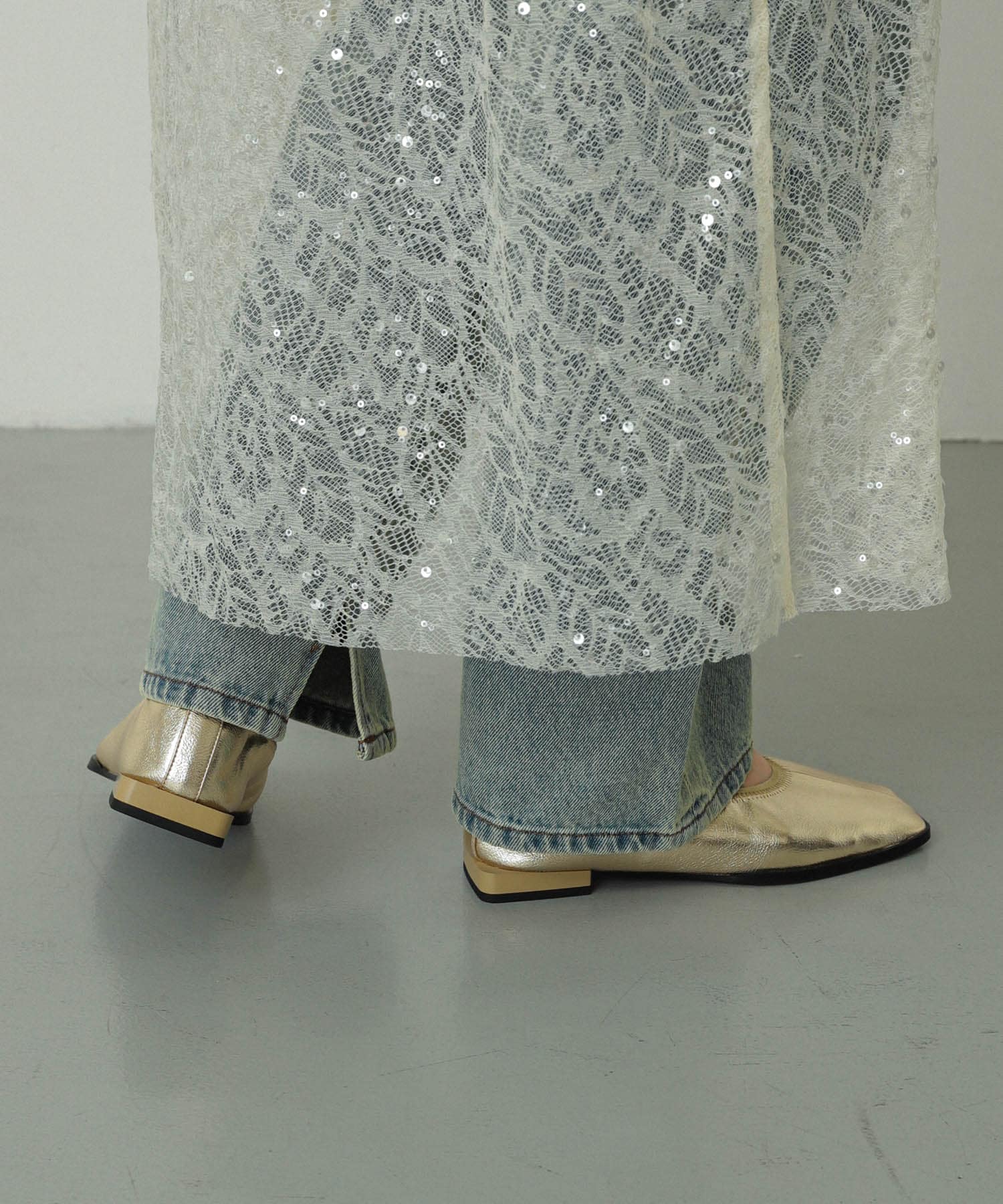 スクエアトゥフラットシューズ GOLD M