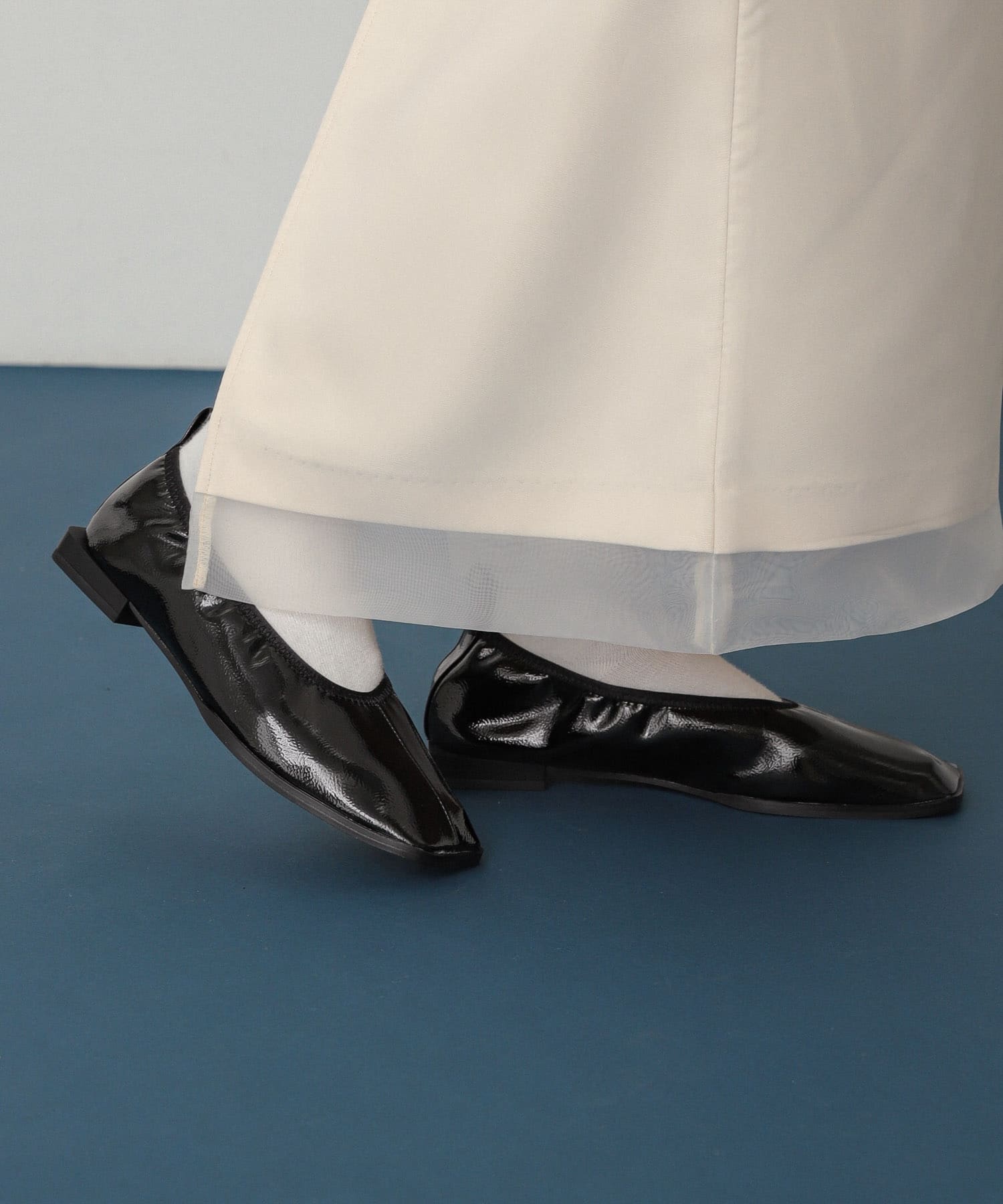 スクエアトゥフラットシューズ BLACK S