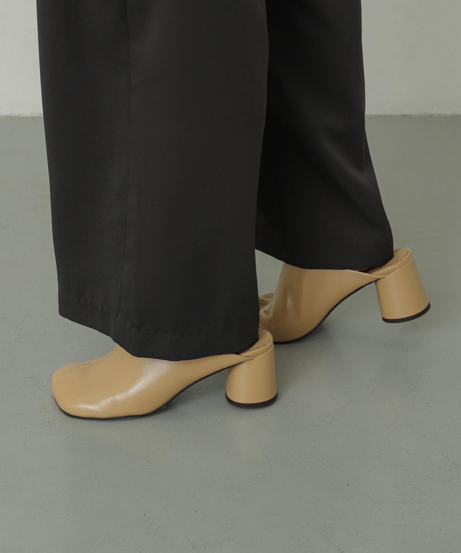 オブリークトゥサボ BEIGE M