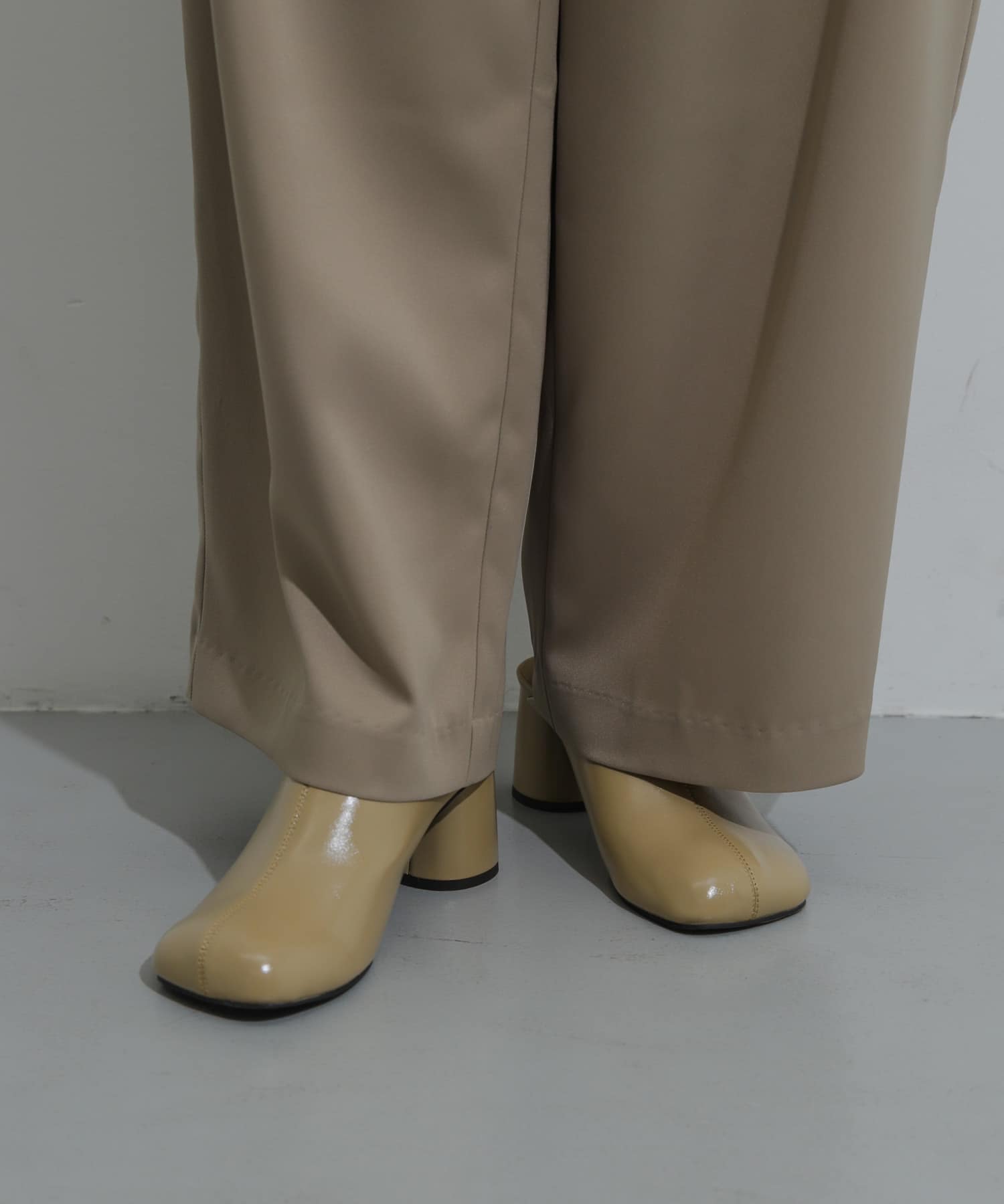 オブリークトゥサボ BEIGE L