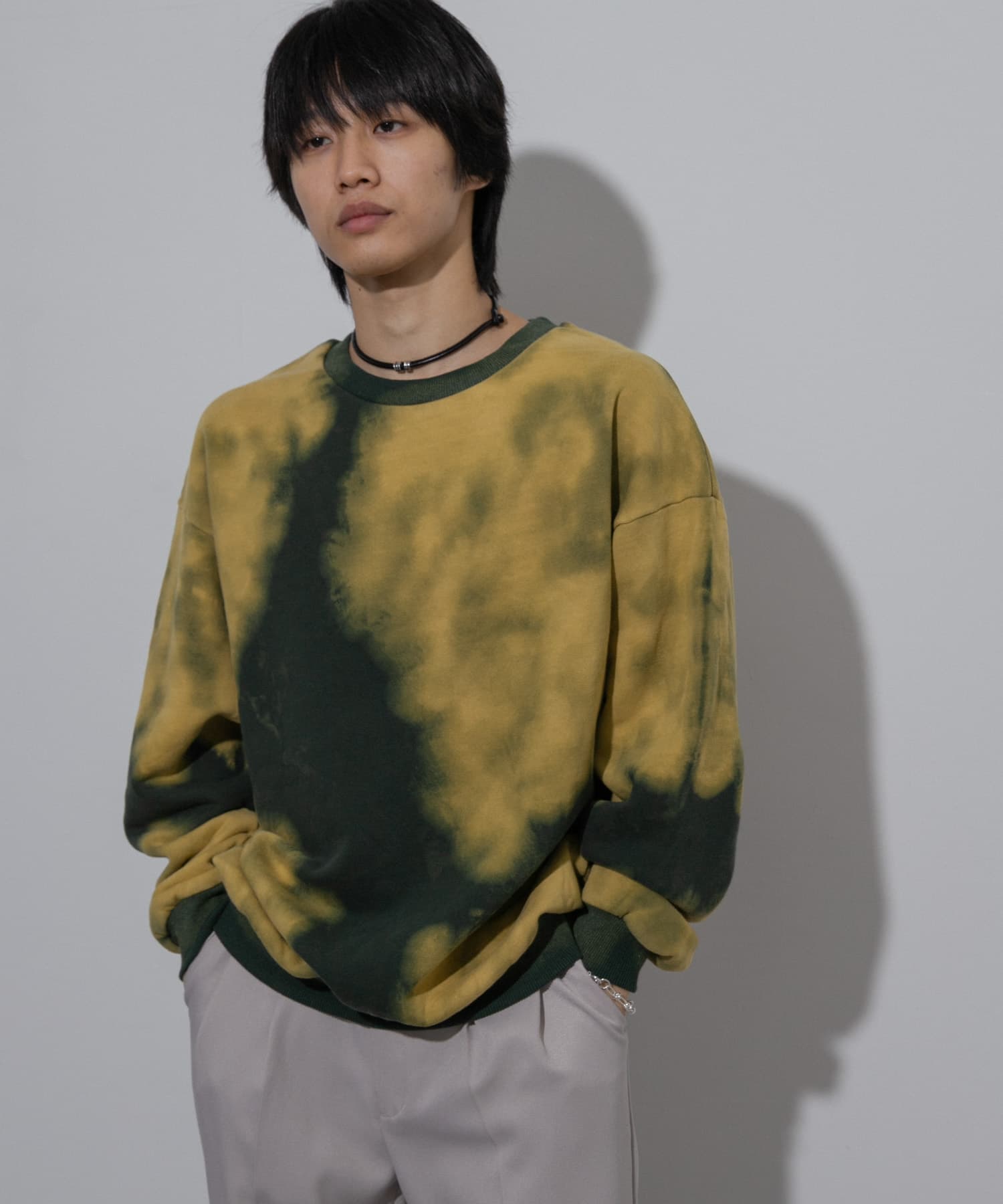GREEN