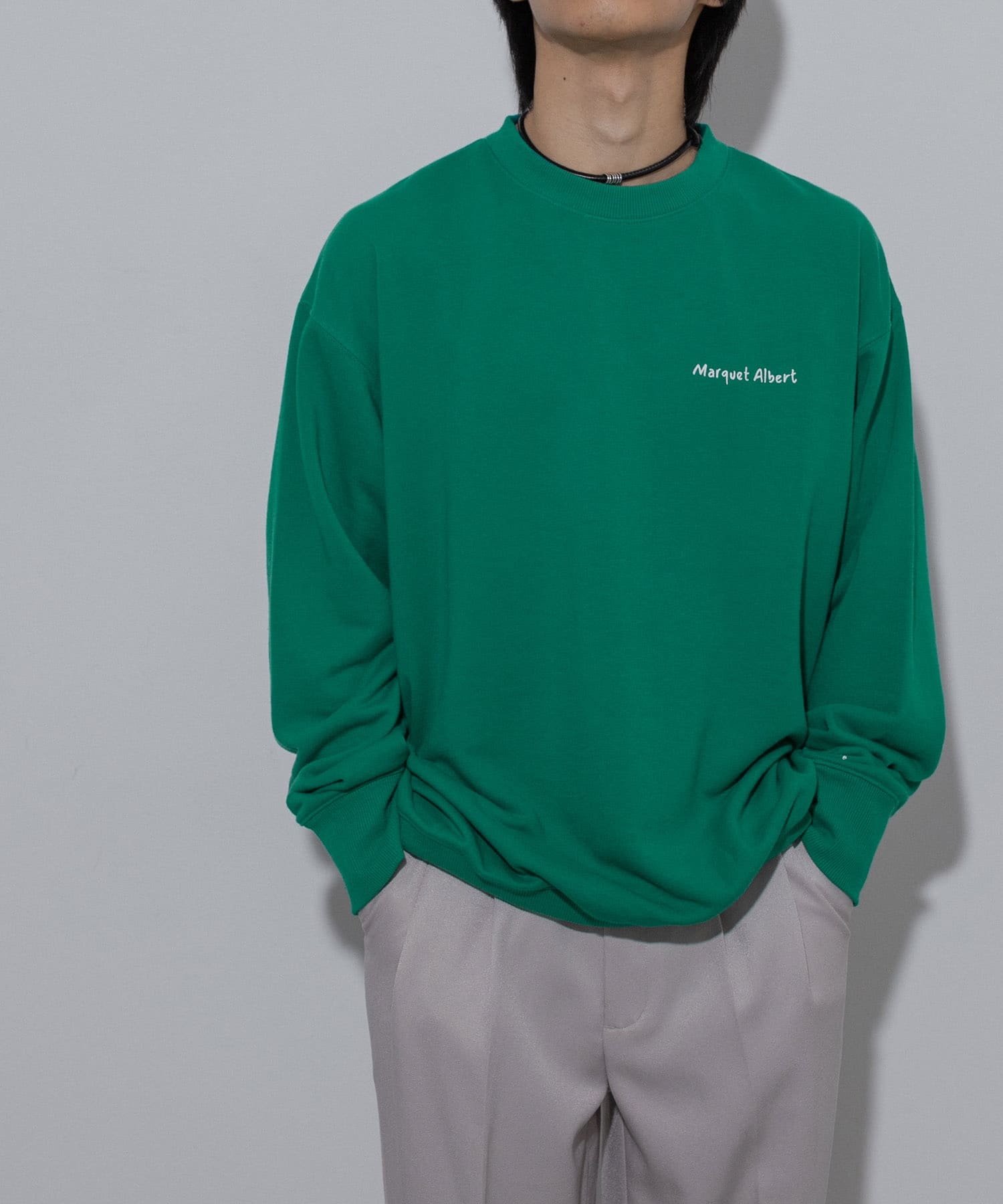 GREEN