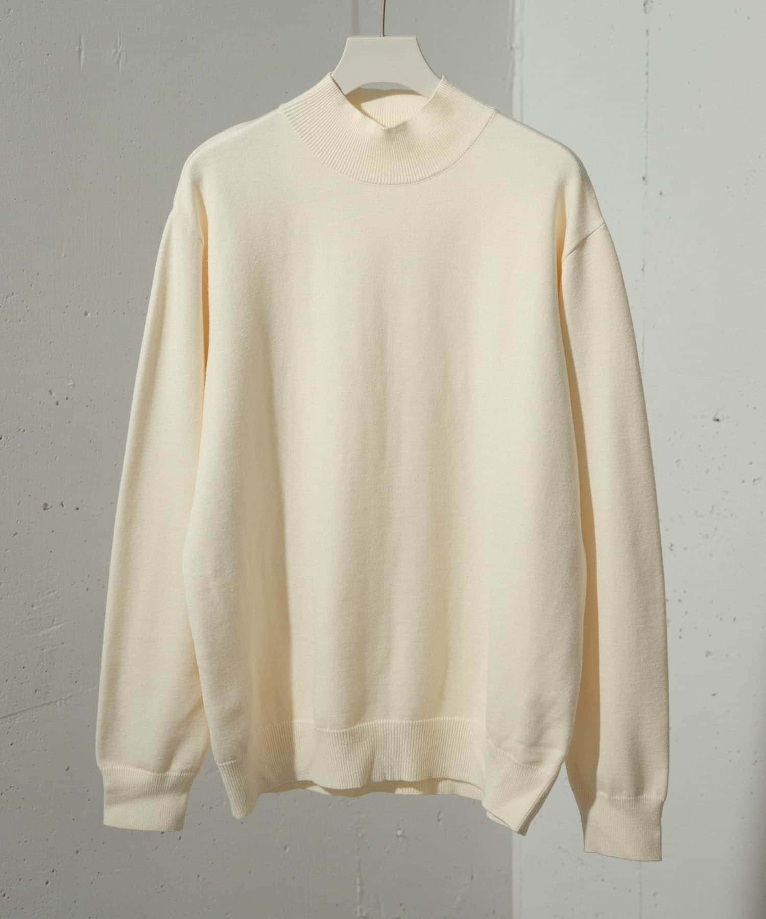 ストレッチモックネックニット IVORY M