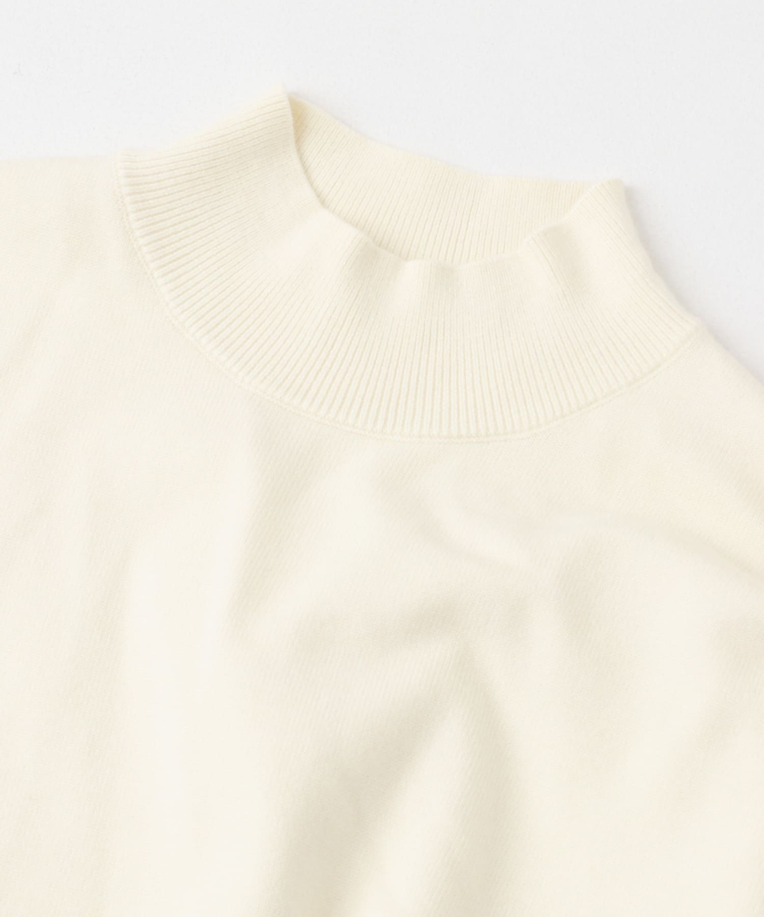 ストレッチモックネックニット IVORY M