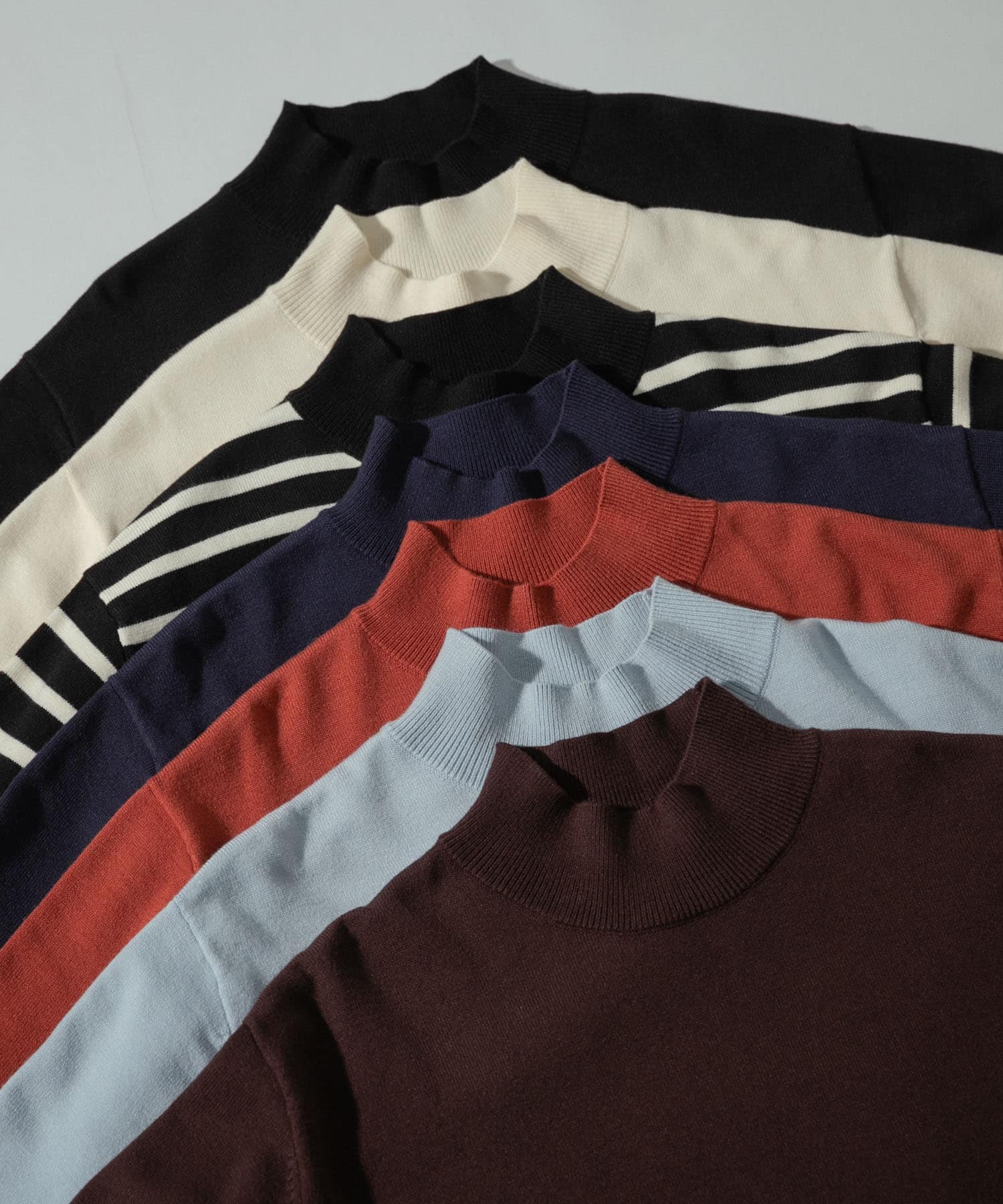 ストレッチモックネックニット COGNAC L