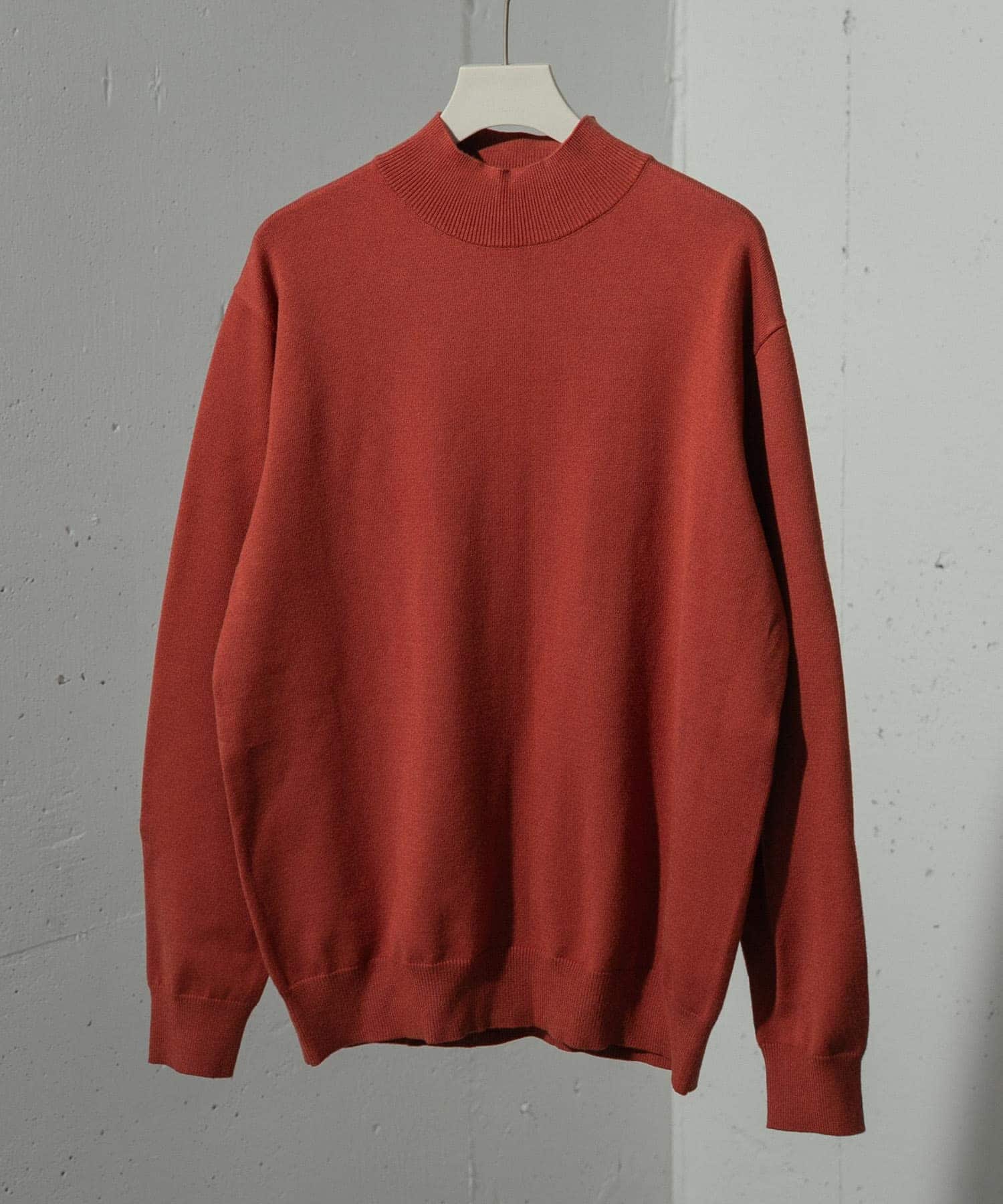 ストレッチモックネックニット COGNAC M