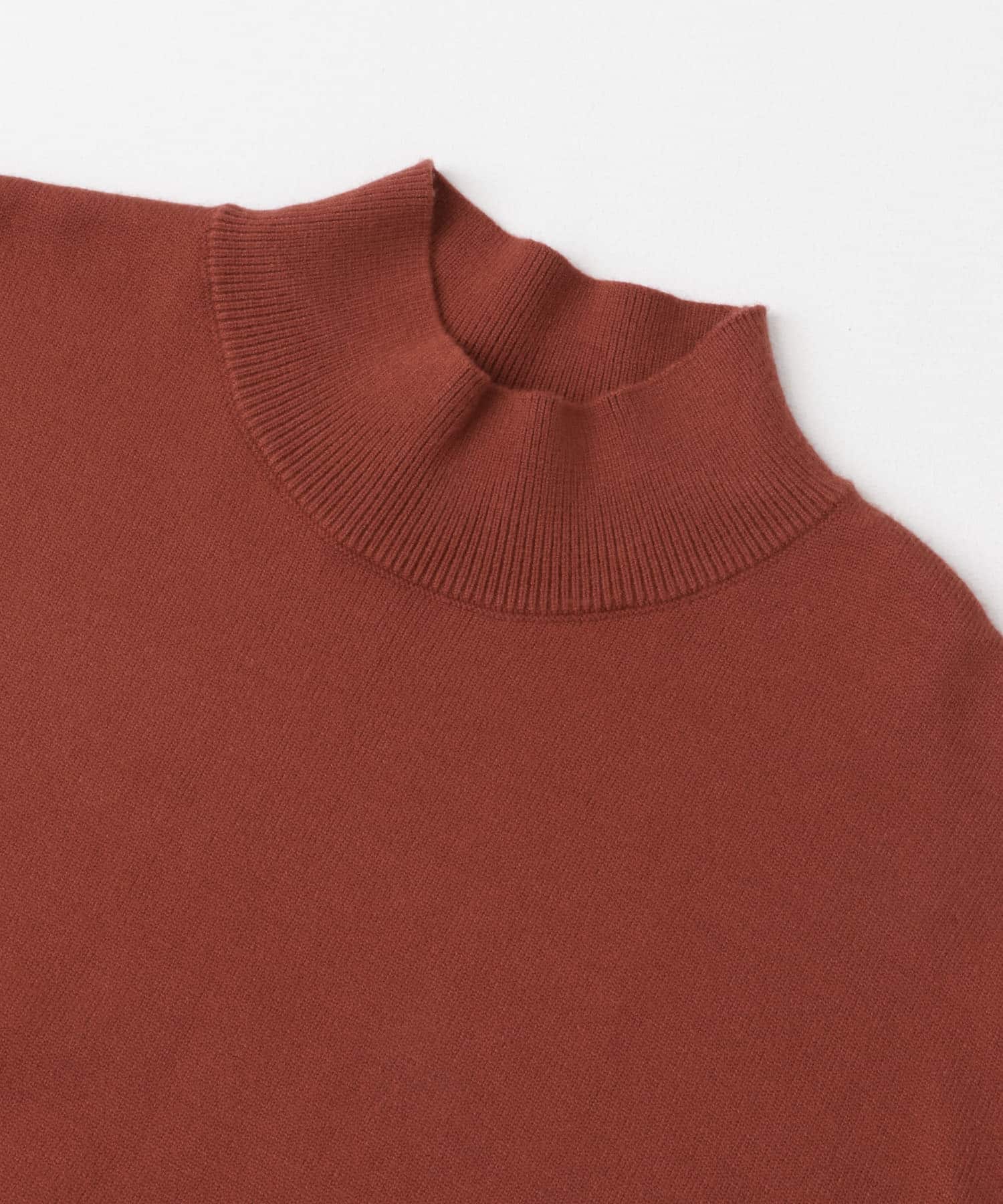ストレッチモックネックニット COGNAC M