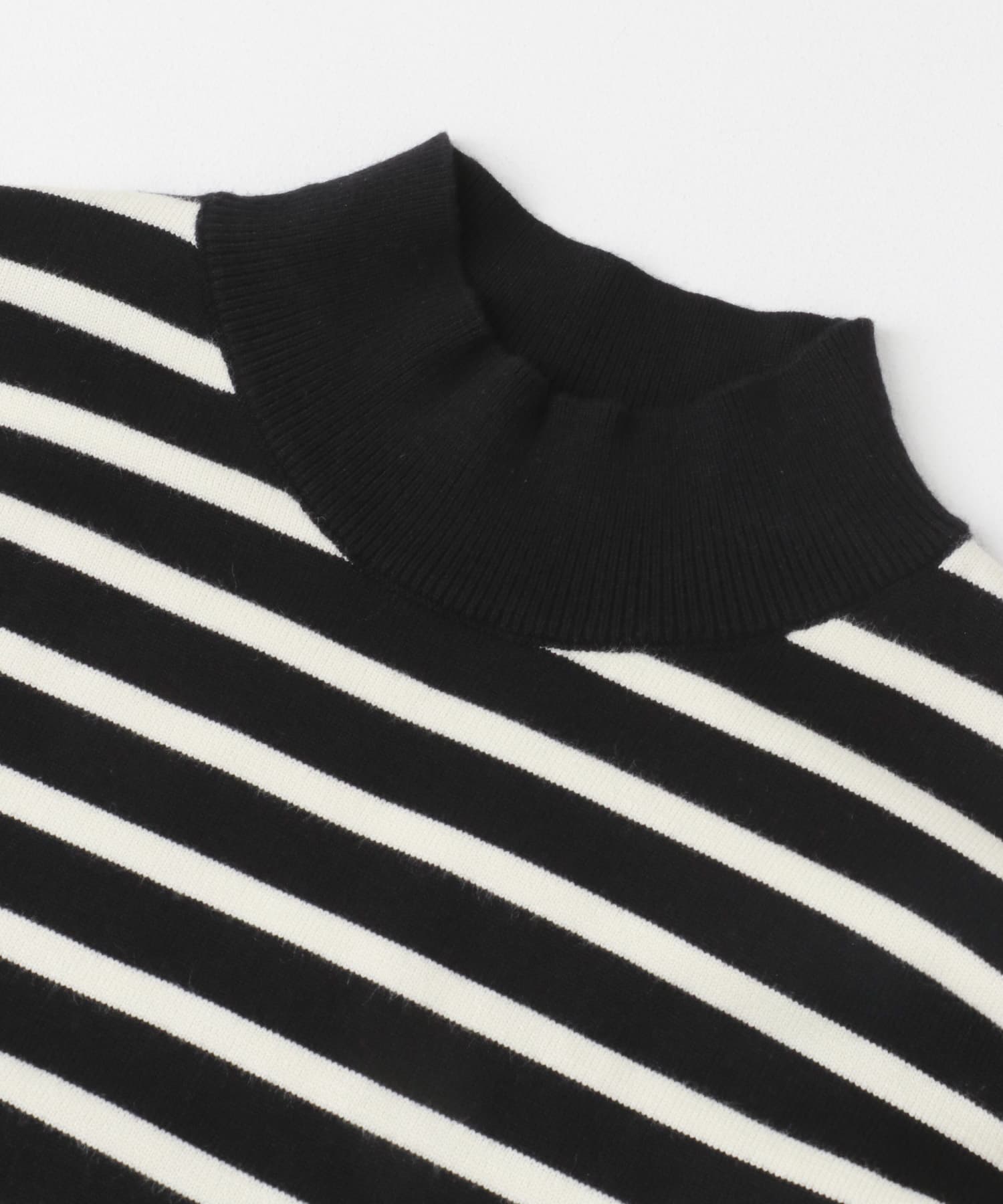 ストレッチモックネックニット BLK×IVO M