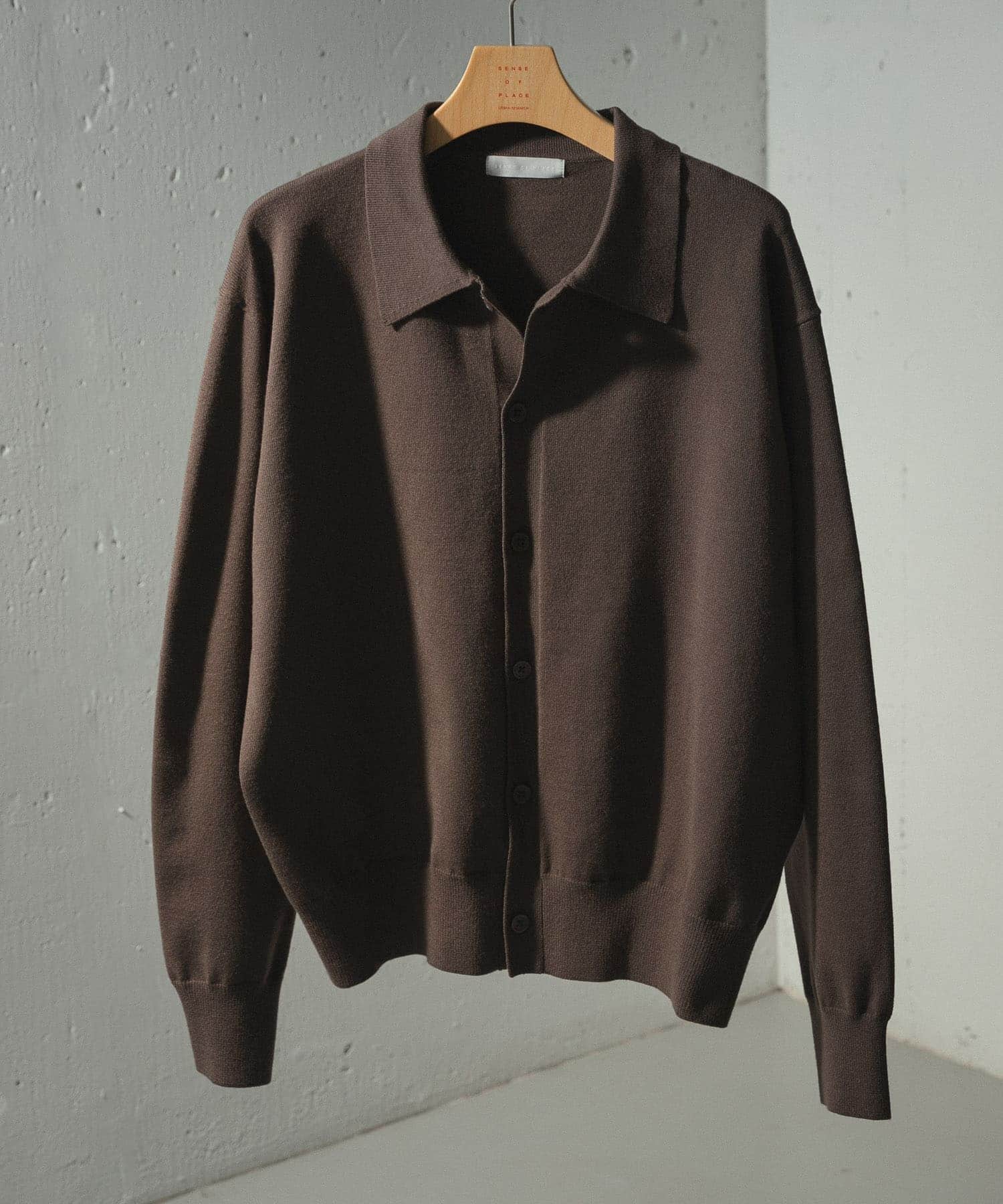 『ユニセックス』『洗濯可』ストレッチシャツカーディガン BROWN M