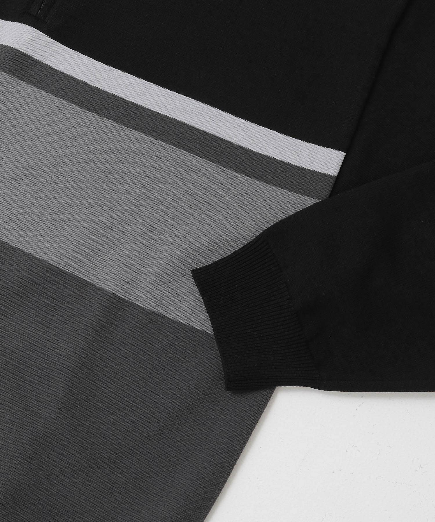 パネルボーダーハーフZIPニット BLACK M