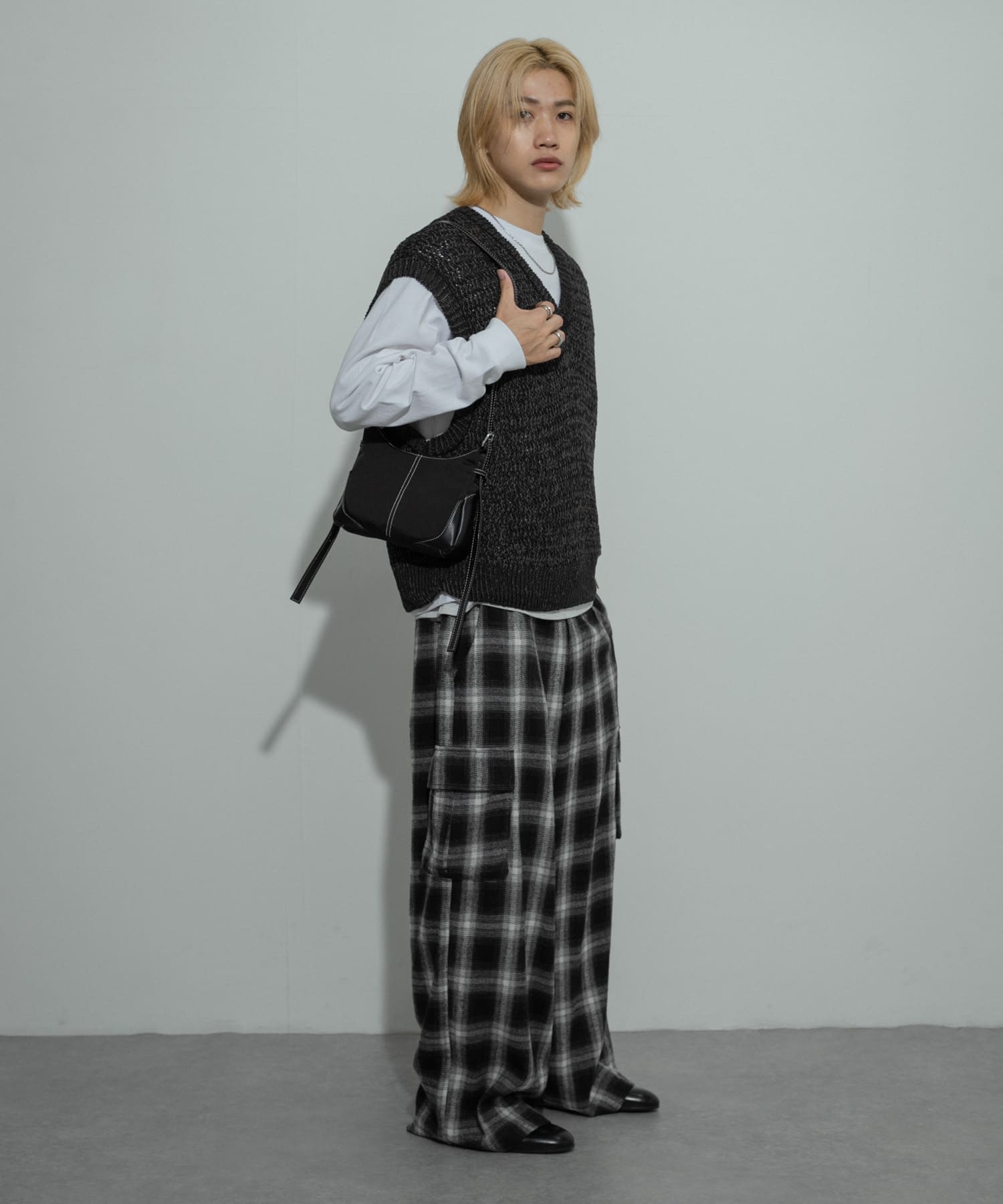 ミックスヤーンニットベスト(M BLACK): トップス｜URBAN RESEARCH公式