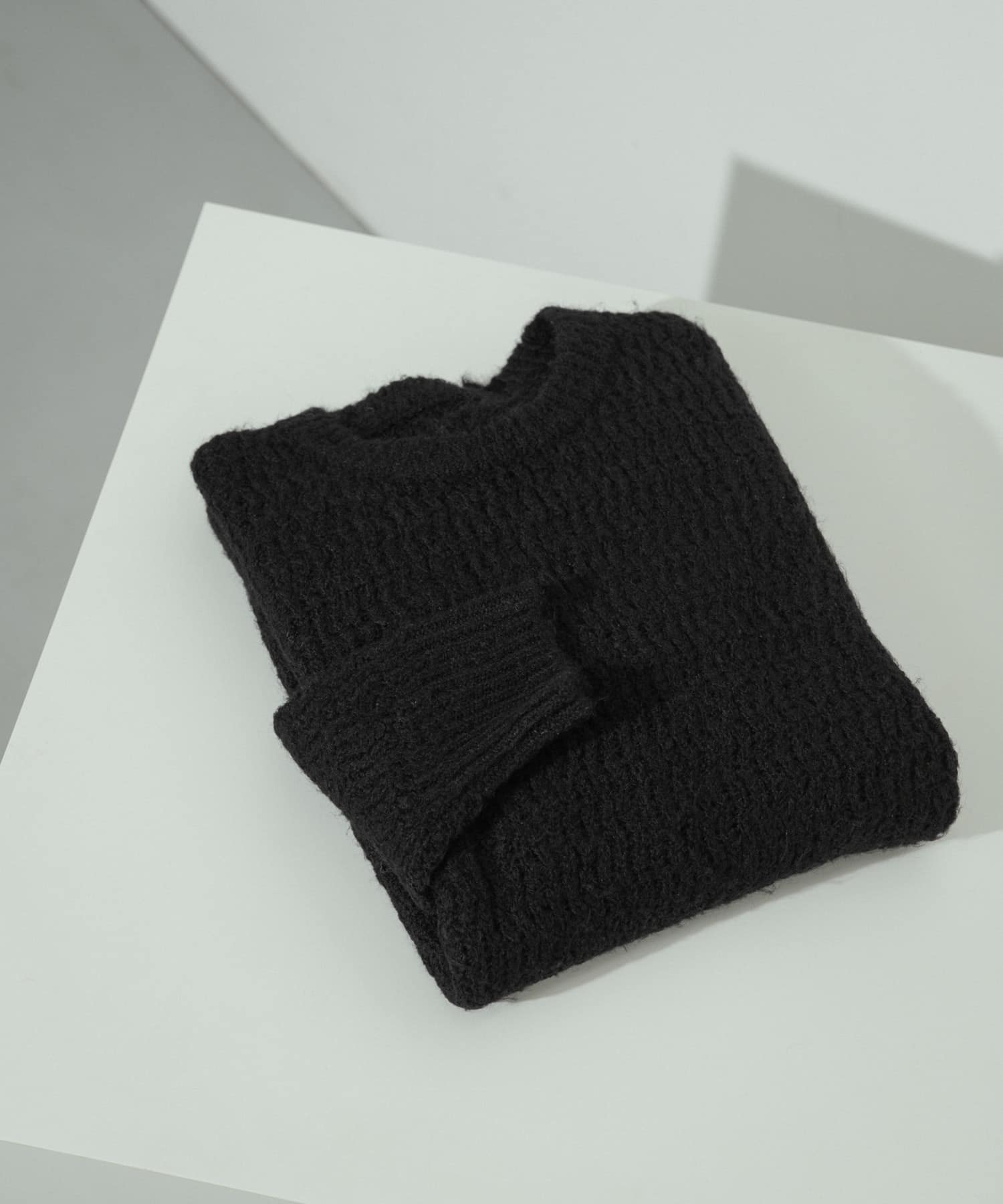 『ユニセックス』ローゲージカラーニット BLACK M