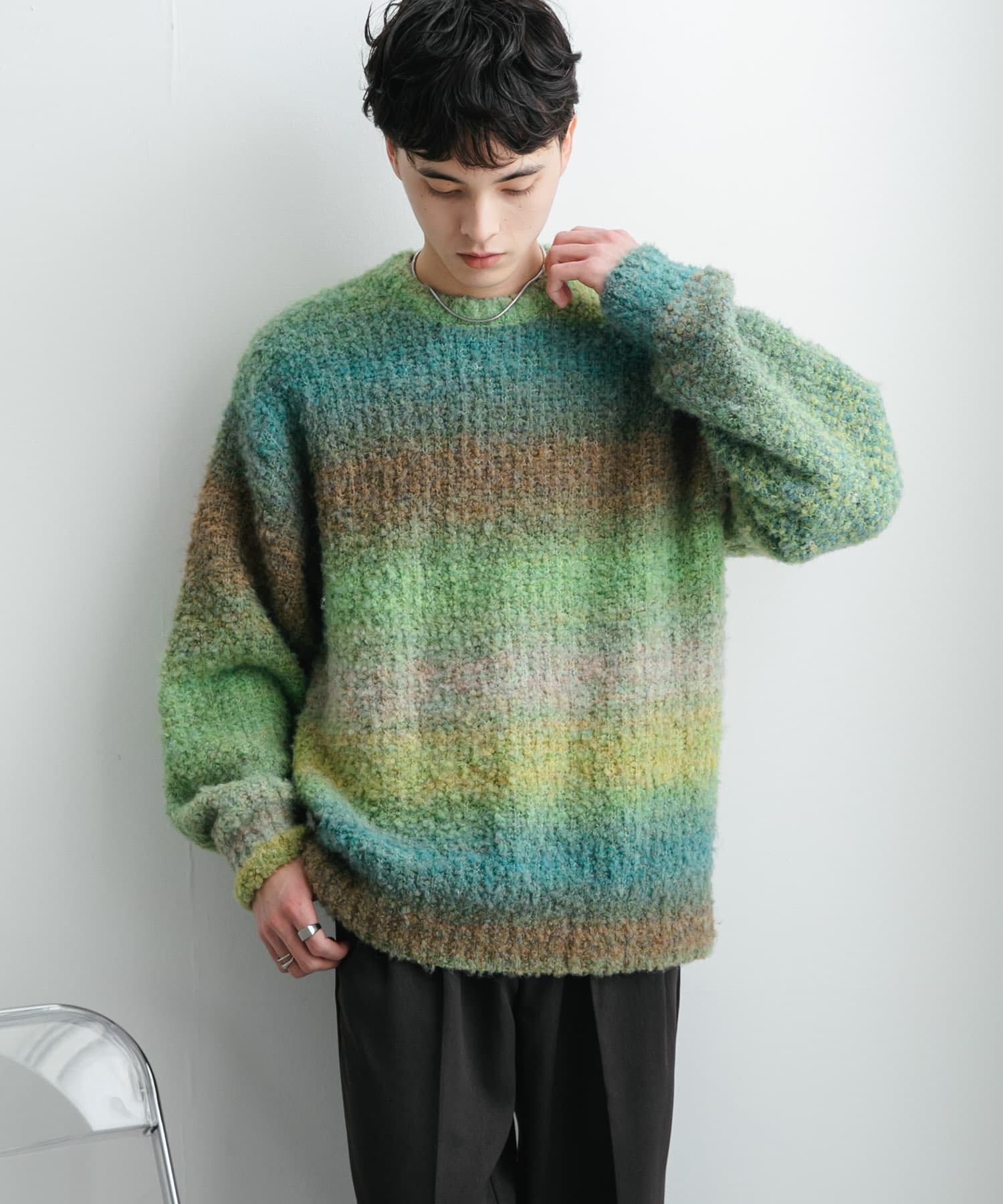 GREEN