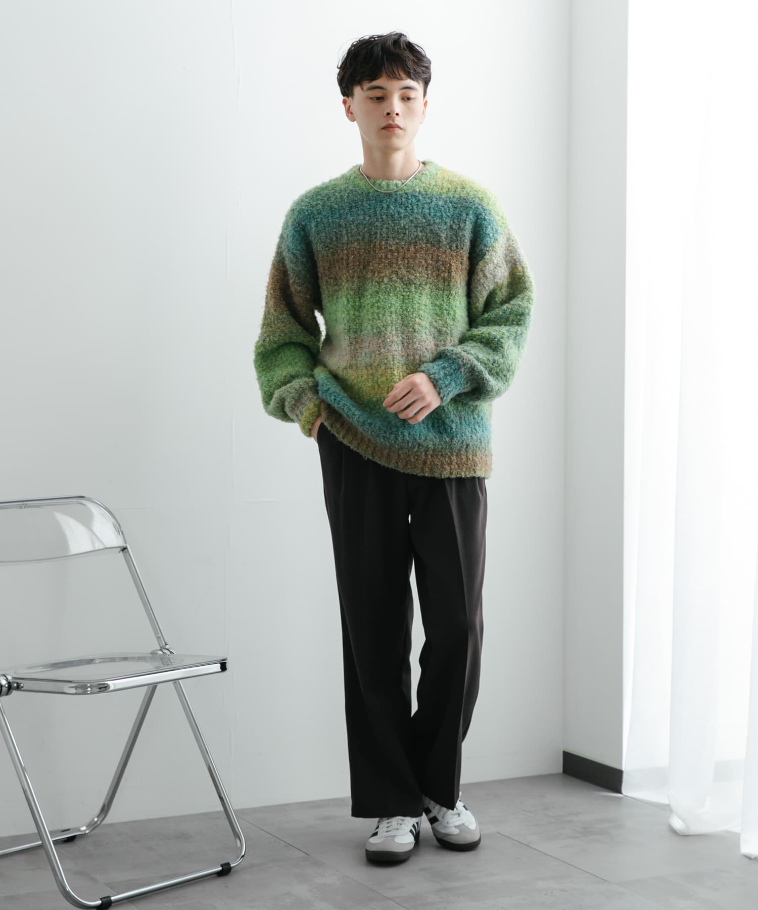 GREEN