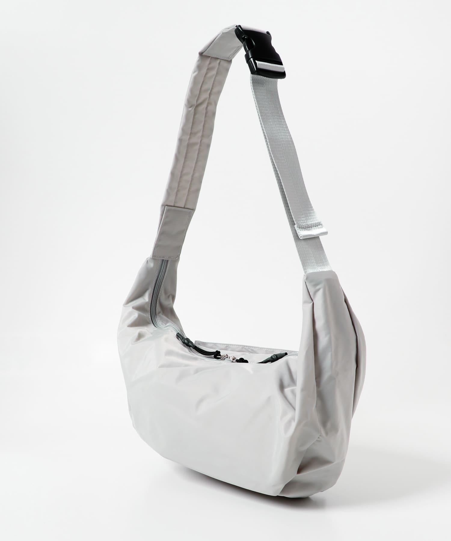 ナイロンボディバッグ GRAY one