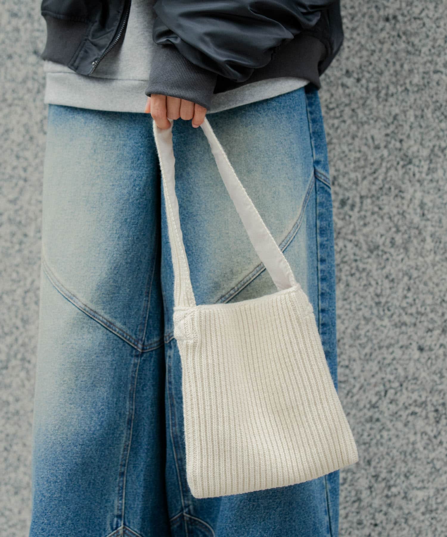 ニットスクエアバッグ IVORY one