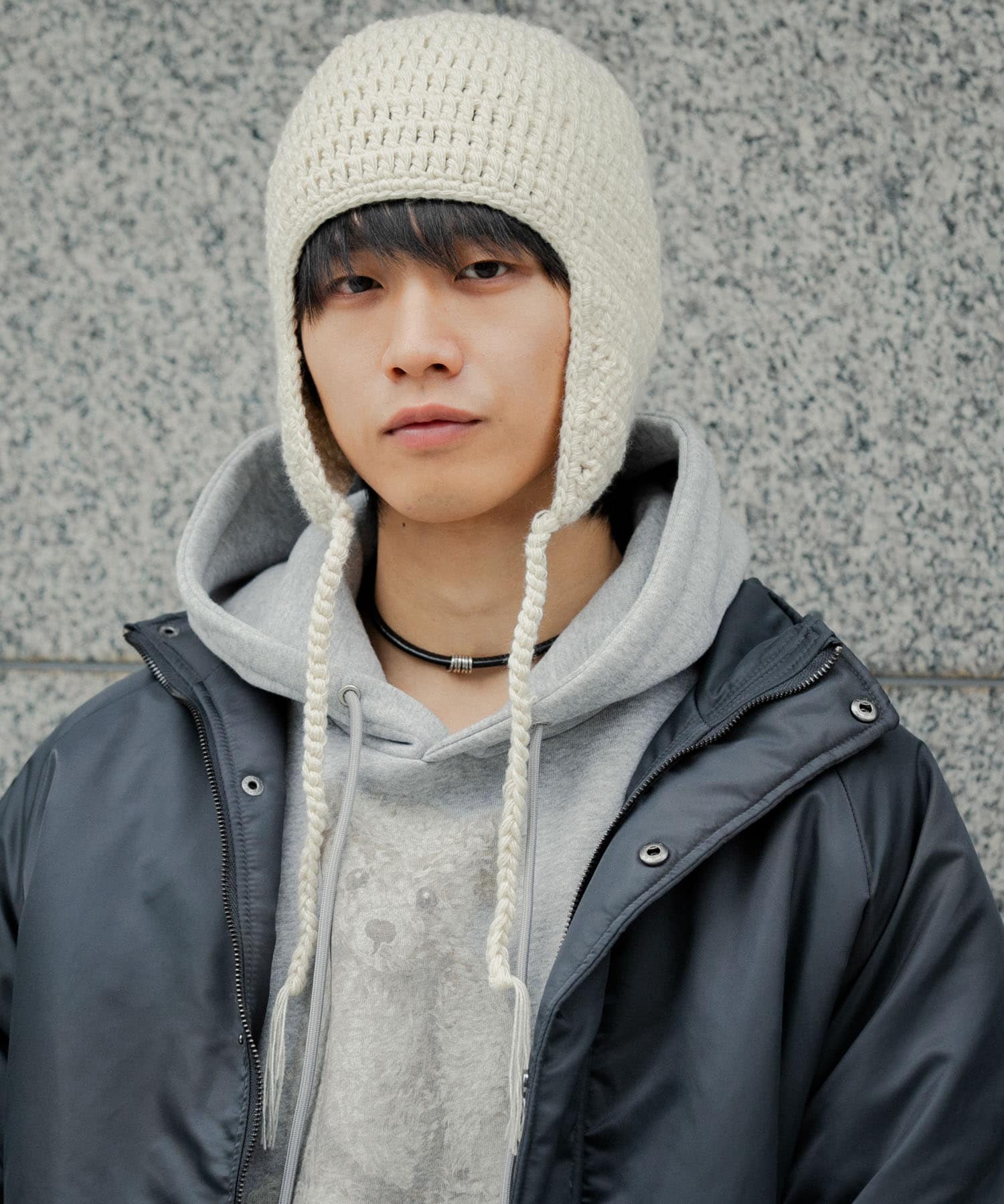 イヤーフラップニットキャップ IVORY one