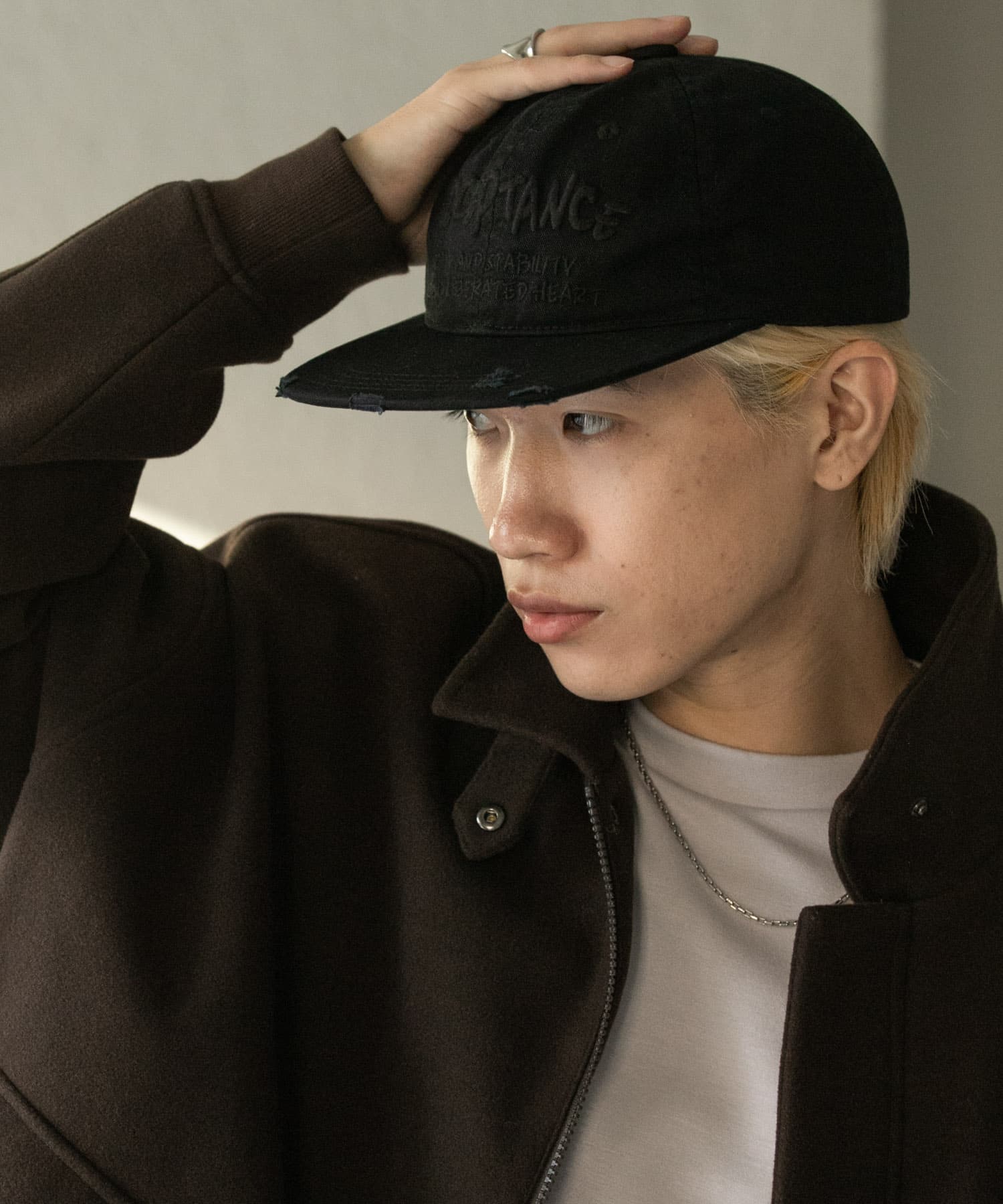 ロゴシシュウダメージキャップ BLACK one