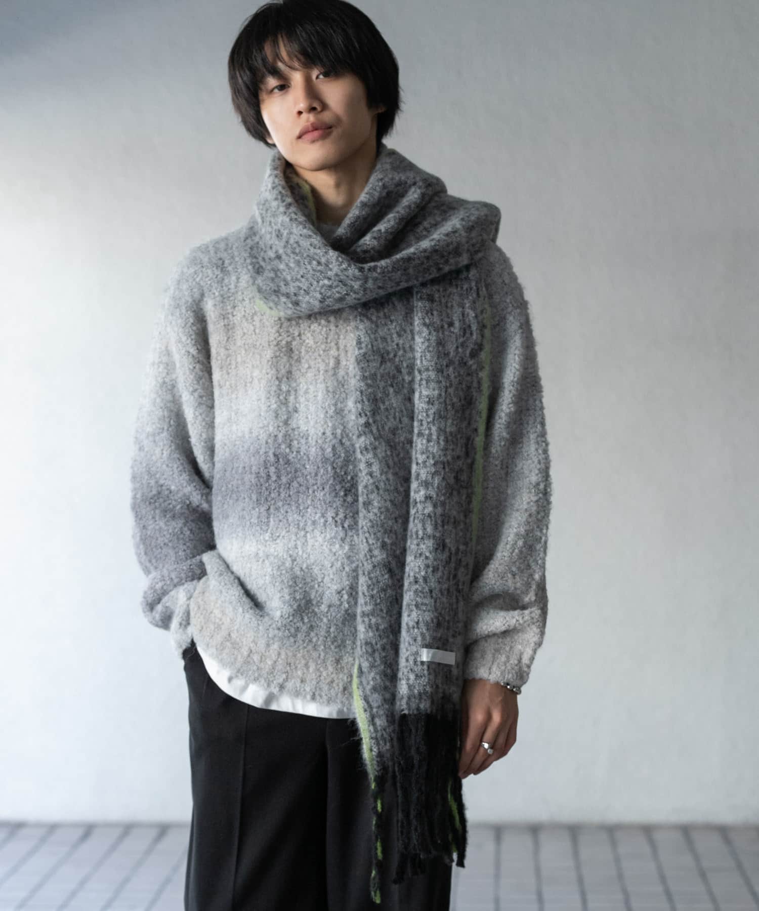 ミックスボリューム大判マフラー GRAY one