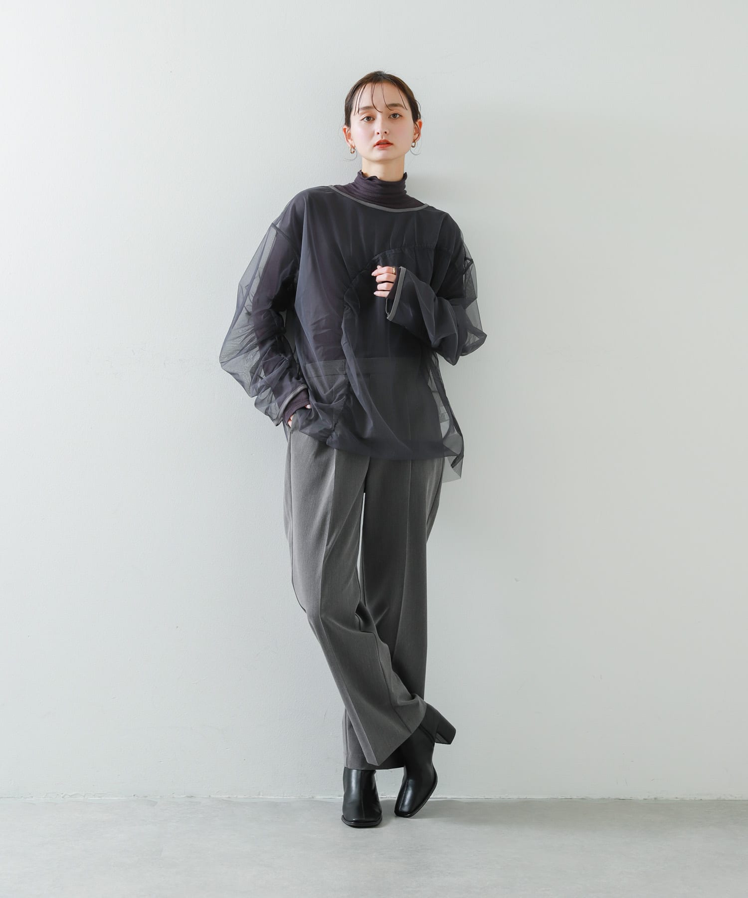 シャーリングチュールトップ CHARCOAL one
