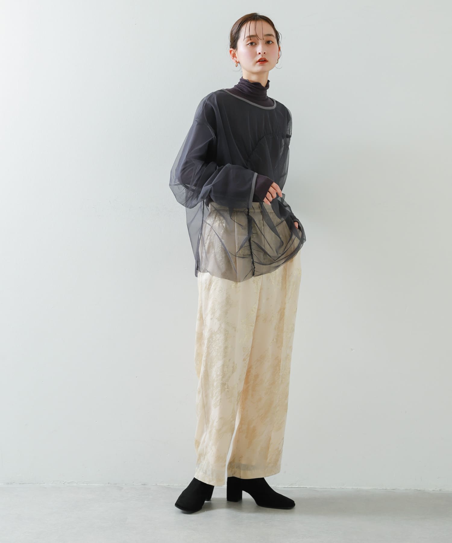 シャーリングチュールトップ CHARCOAL one