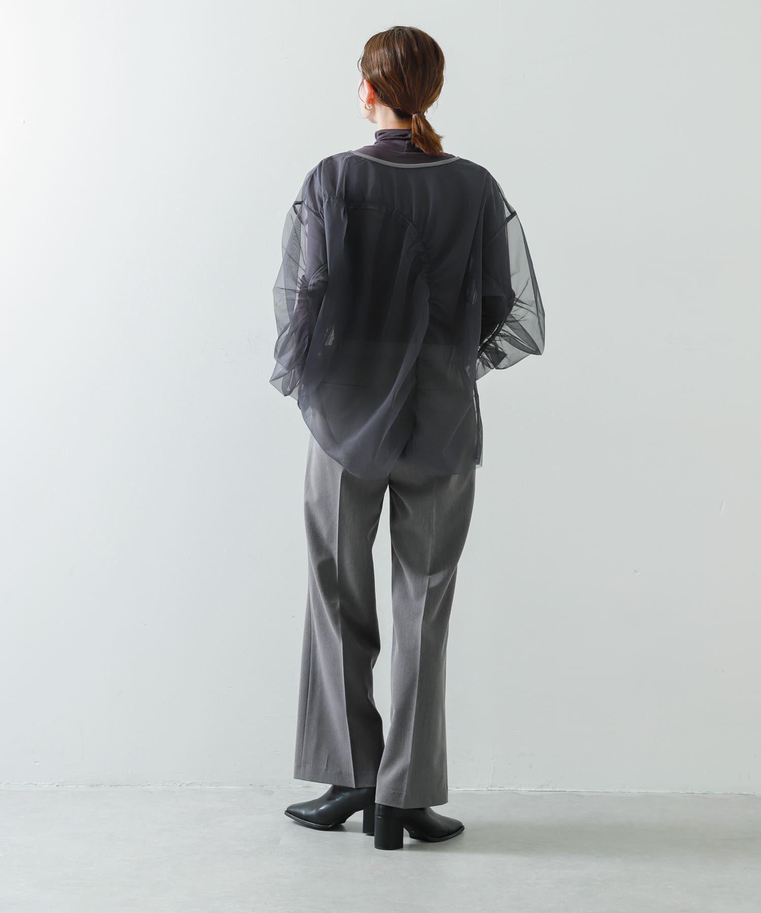 シャーリングチュールトップ CHARCOAL one