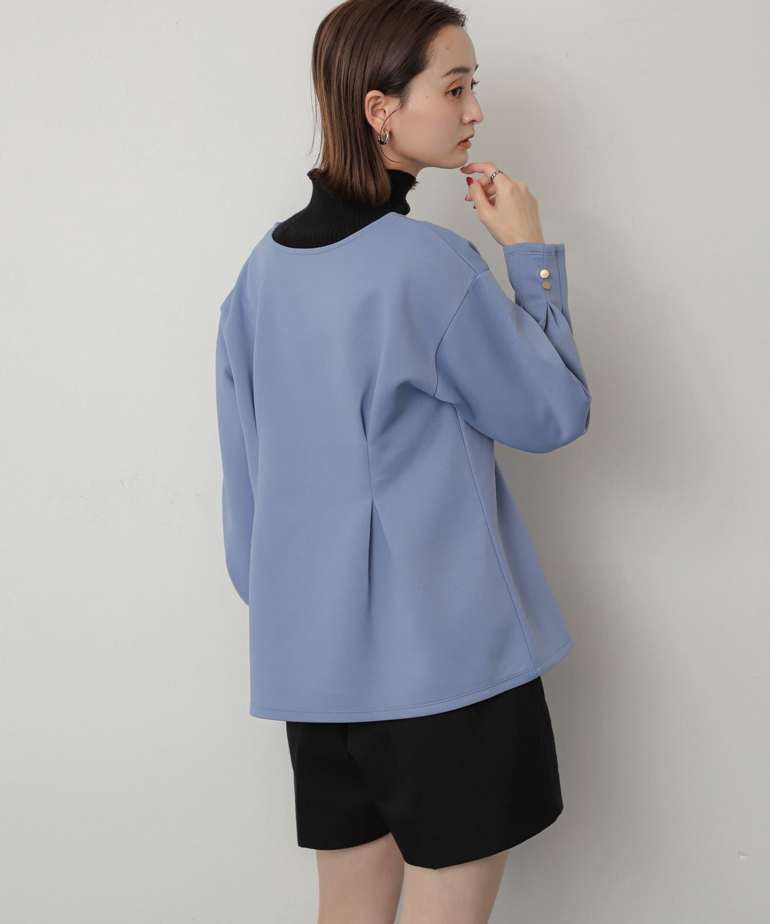 身長：169cm サイズ：one