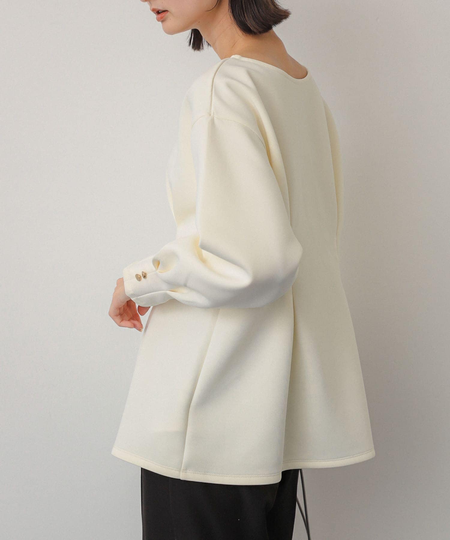 身長：169cm サイズ：one