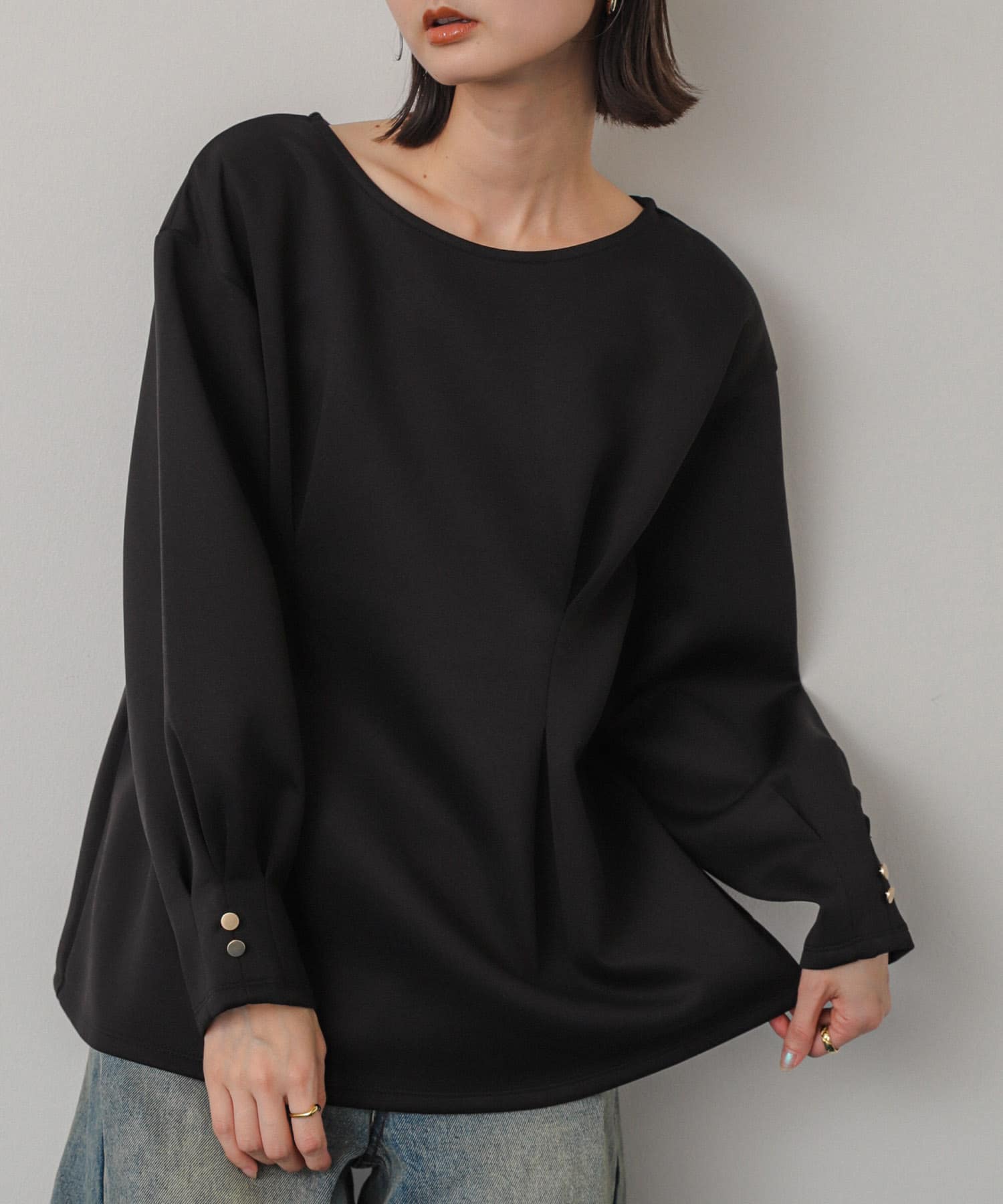 身長：169cm サイズ：one