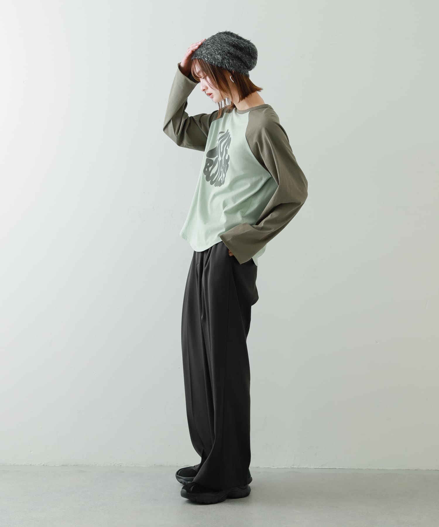 身長：169cm サイズ：one