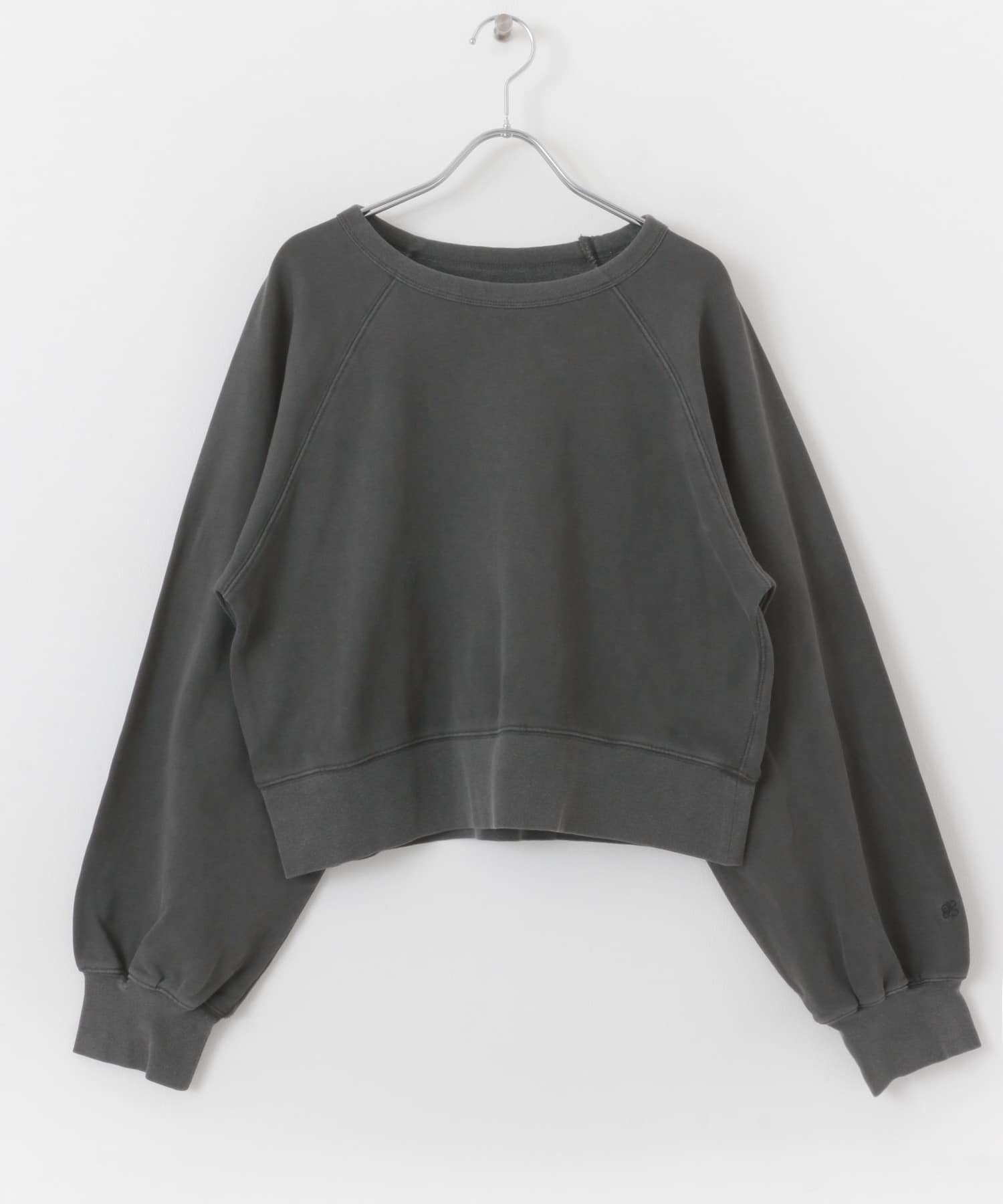 ピグメントクロップドスウェット CHARCOAL one