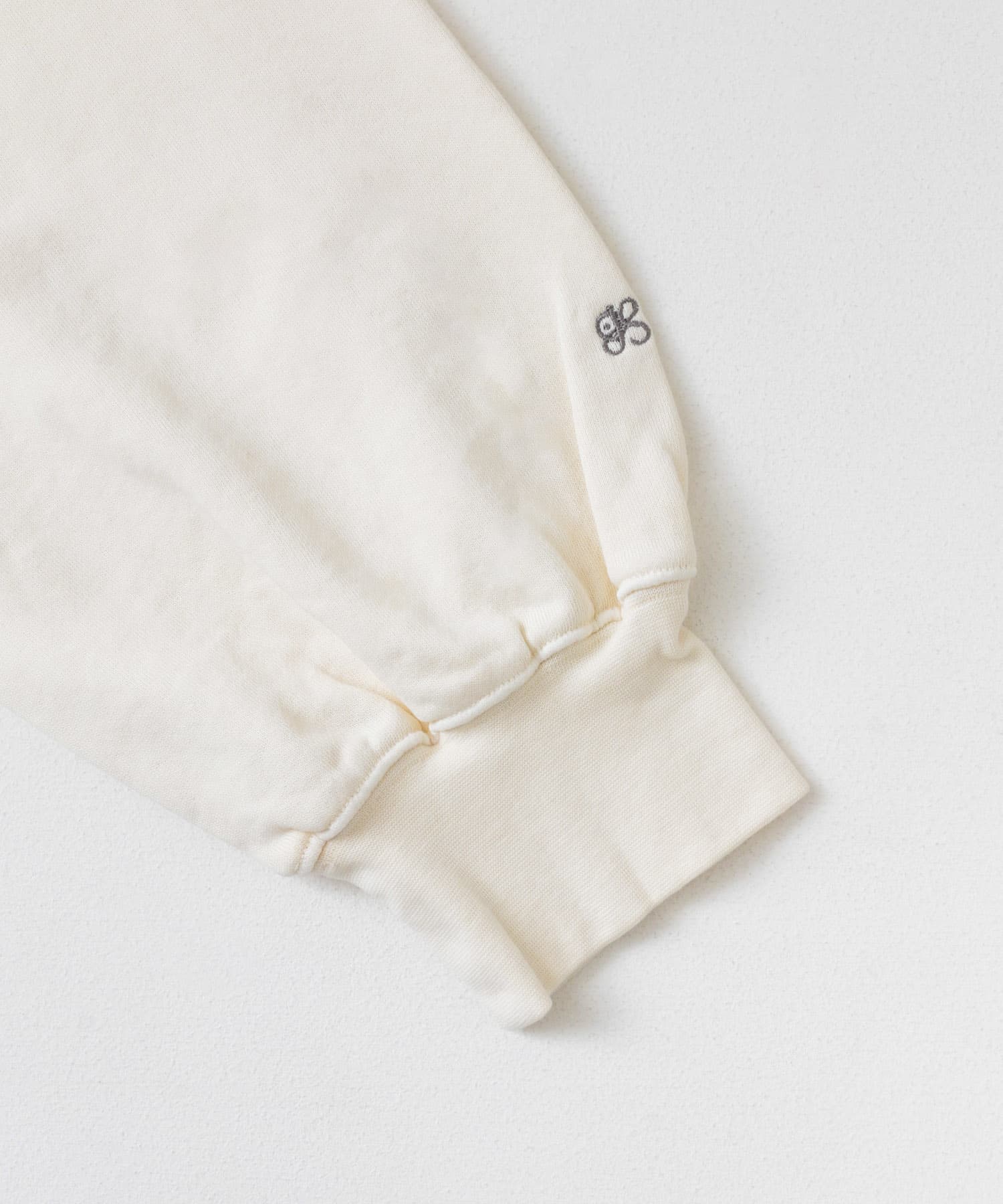ピグメントクロップドスウェット IVORY one