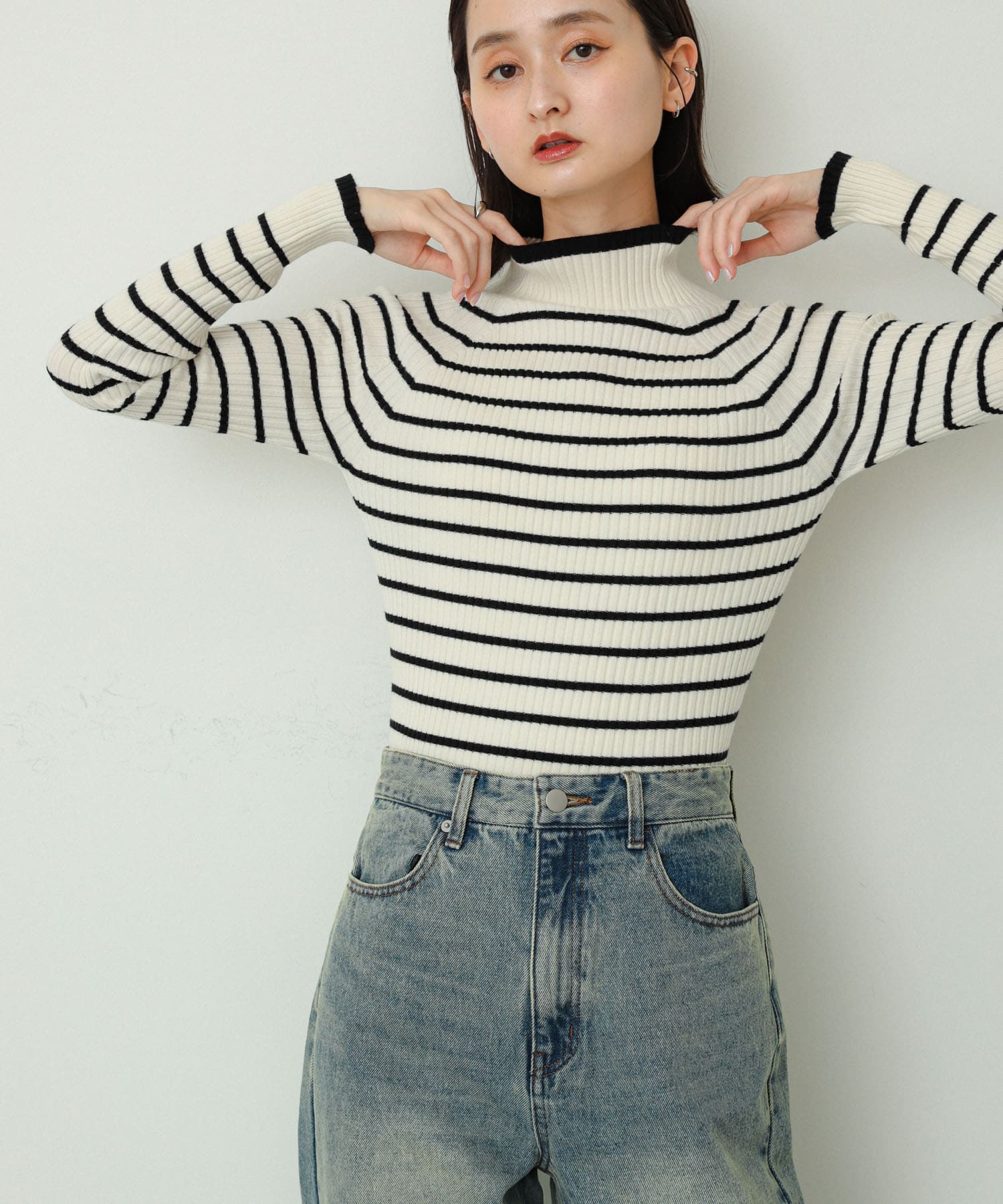 WHT×BLK