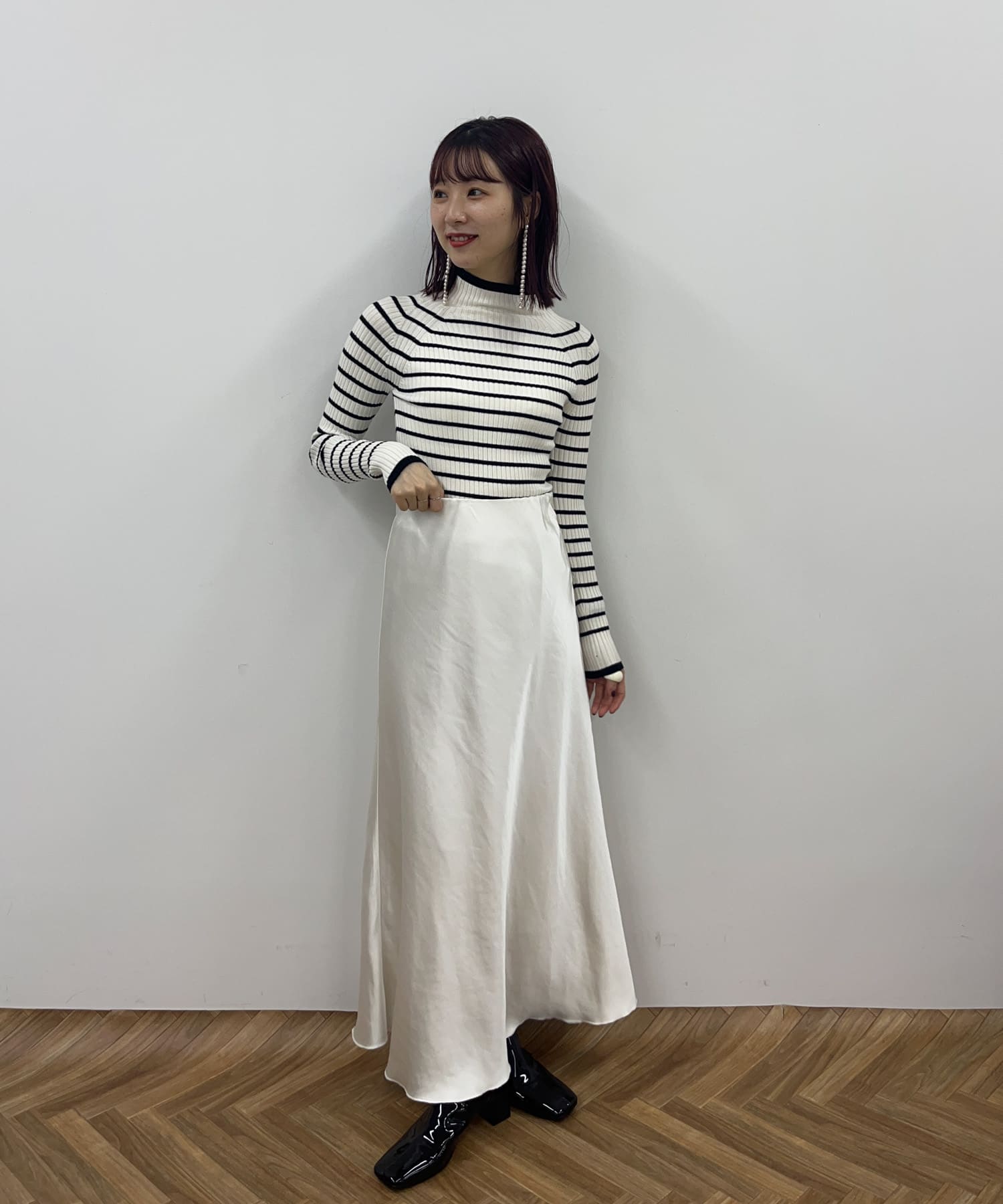 WHT×BLK