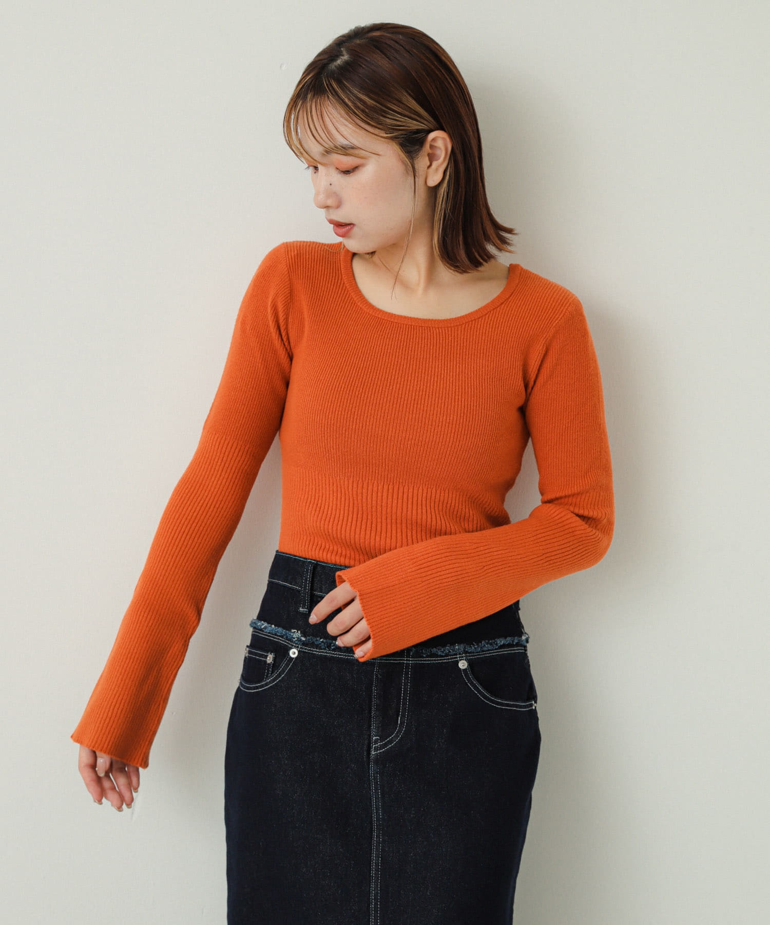ORANGE