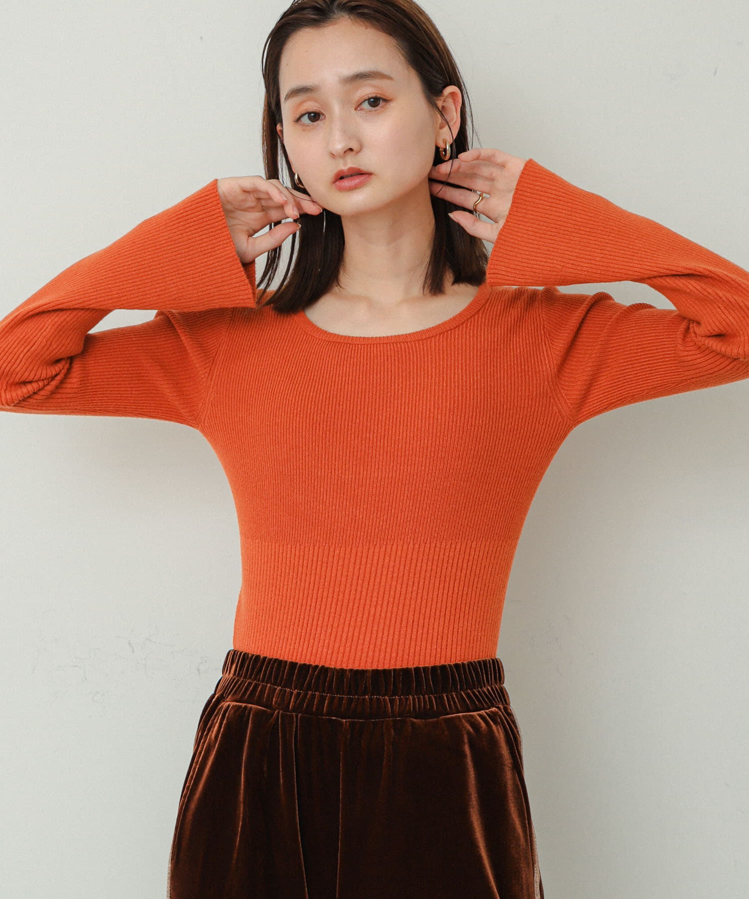 ORANGE