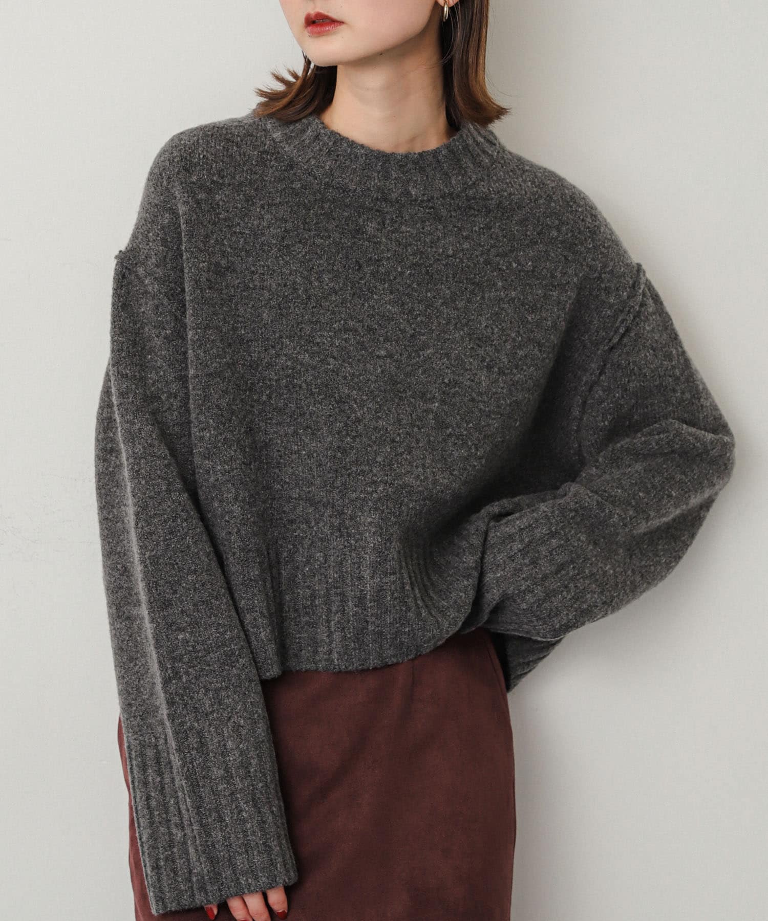 ワイドリブクルーネックセーター