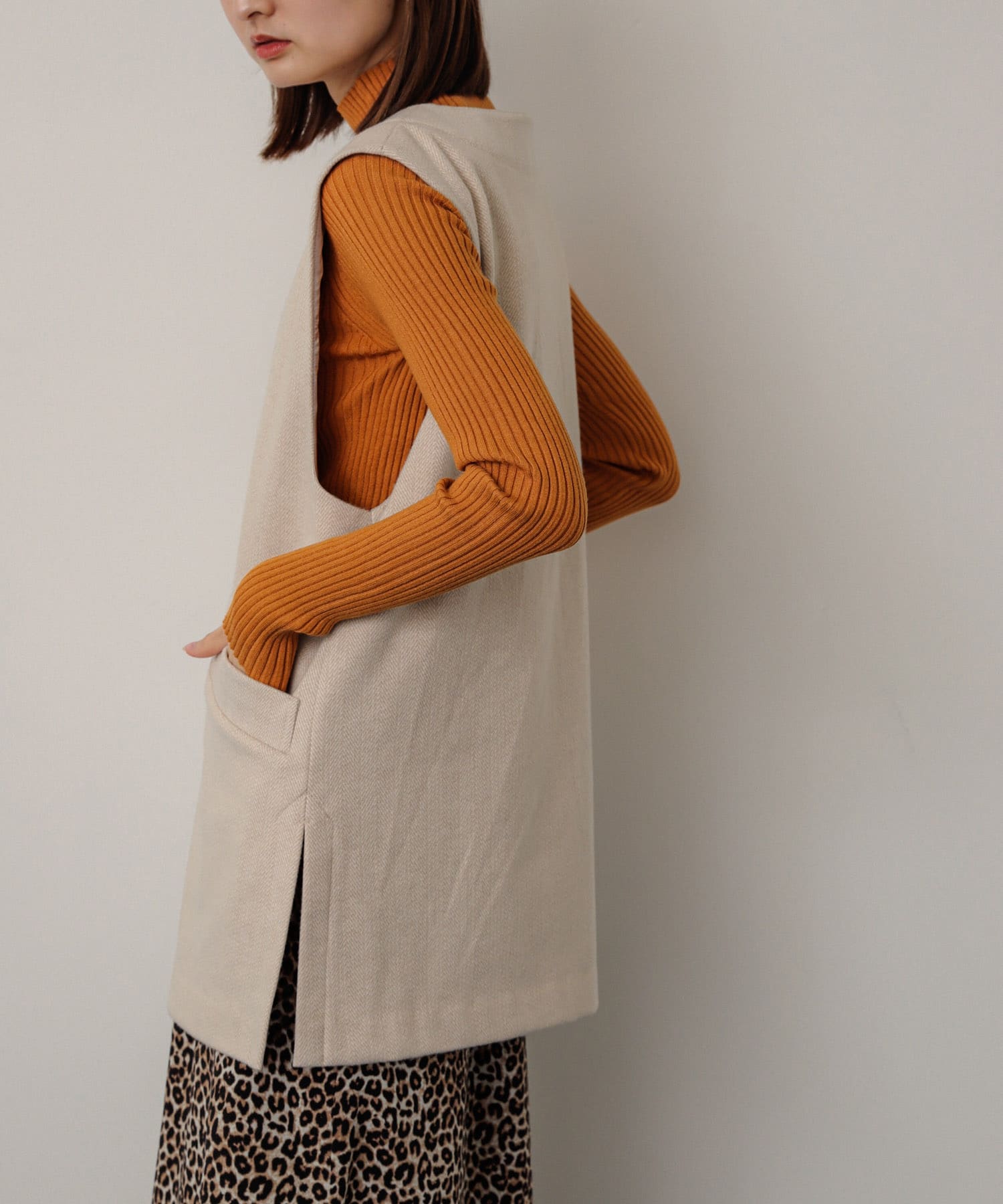 BEG×WHT