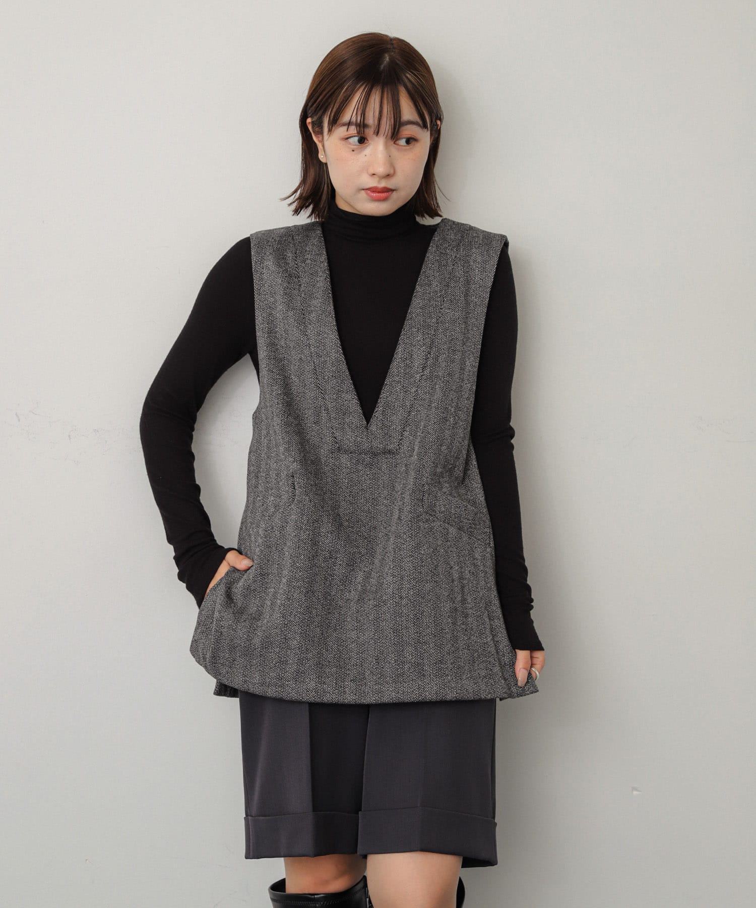 BLK×WHT