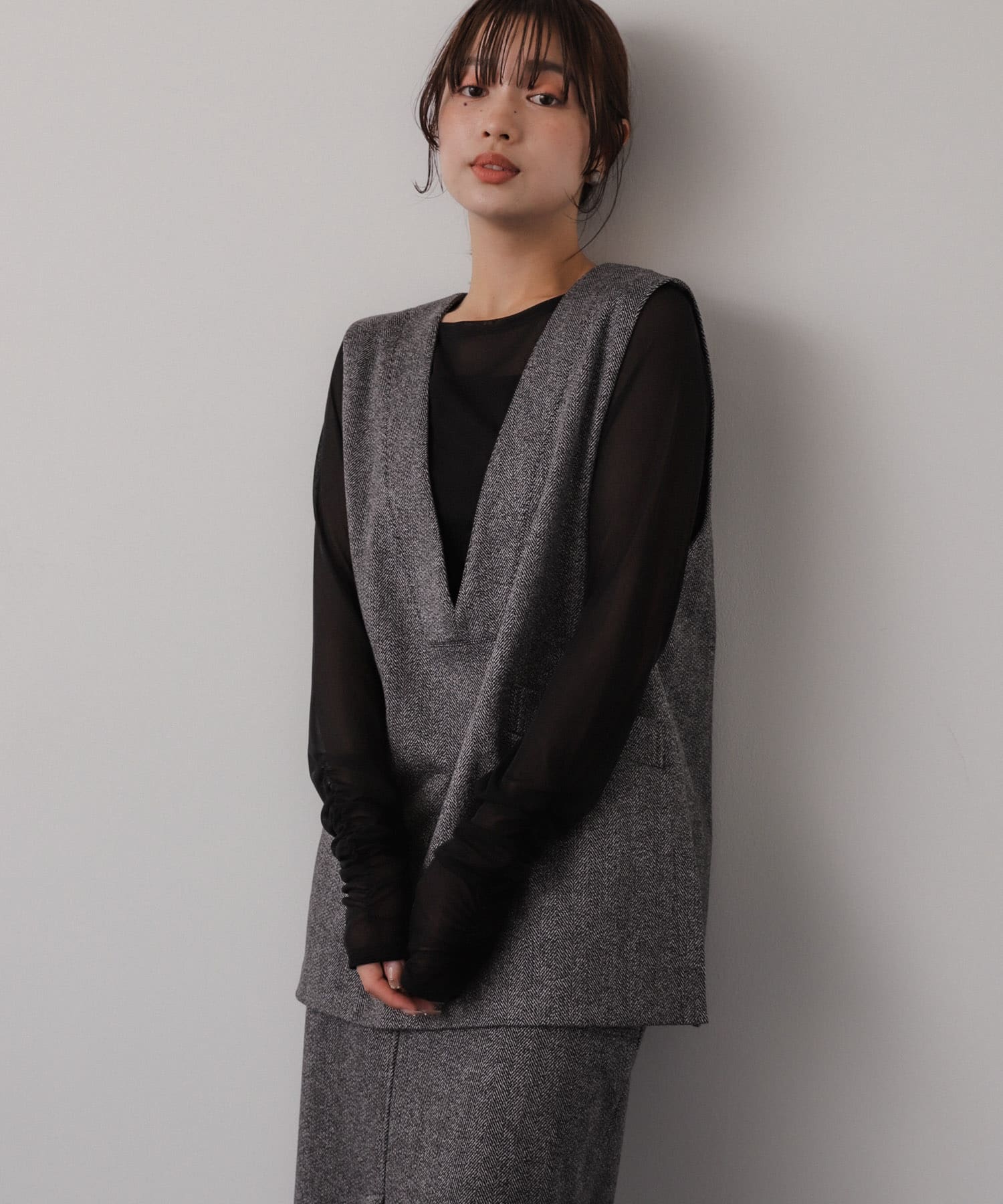 BLK×WHT