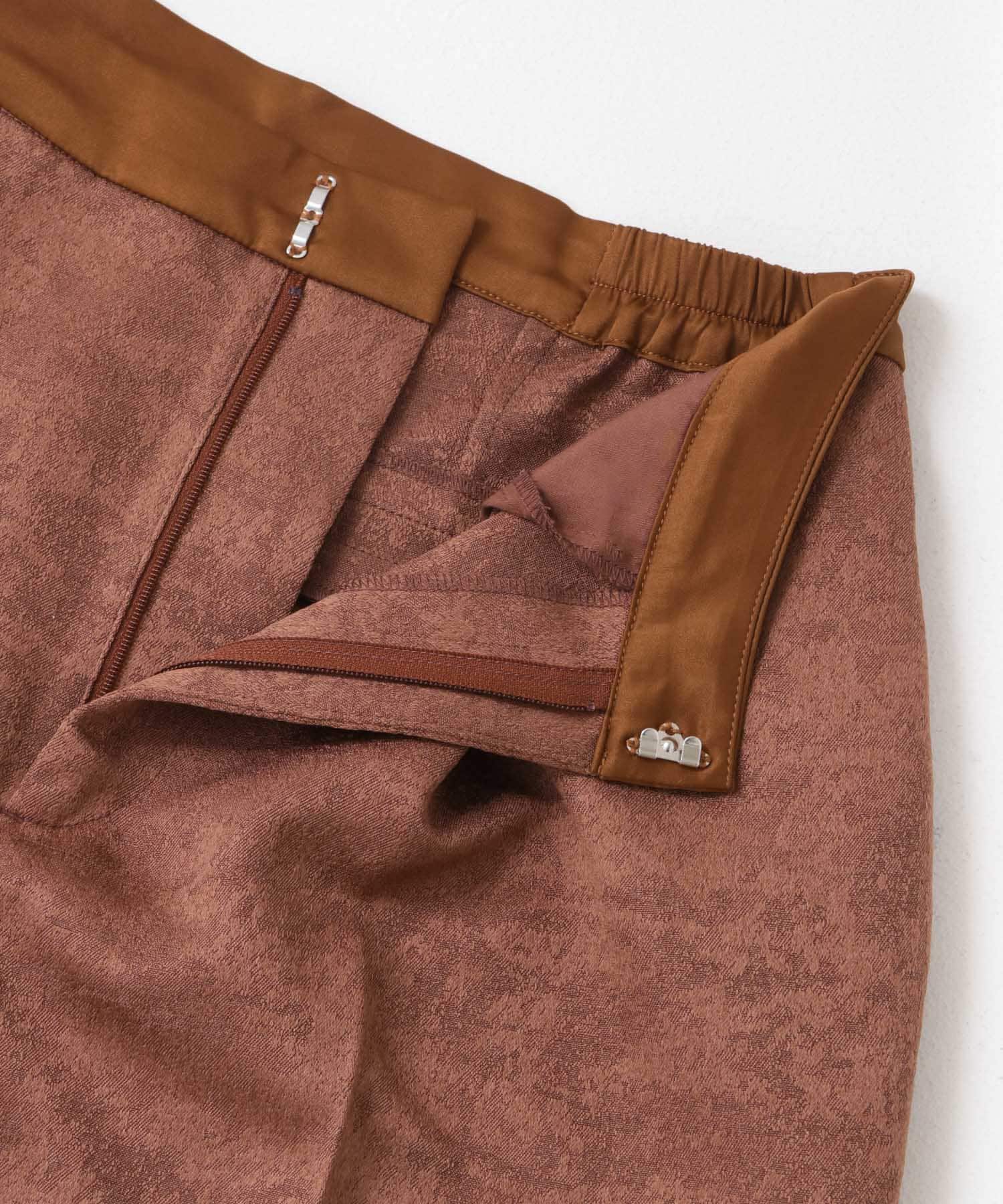 サテンパイピングジャガードパンツ BROWN S
